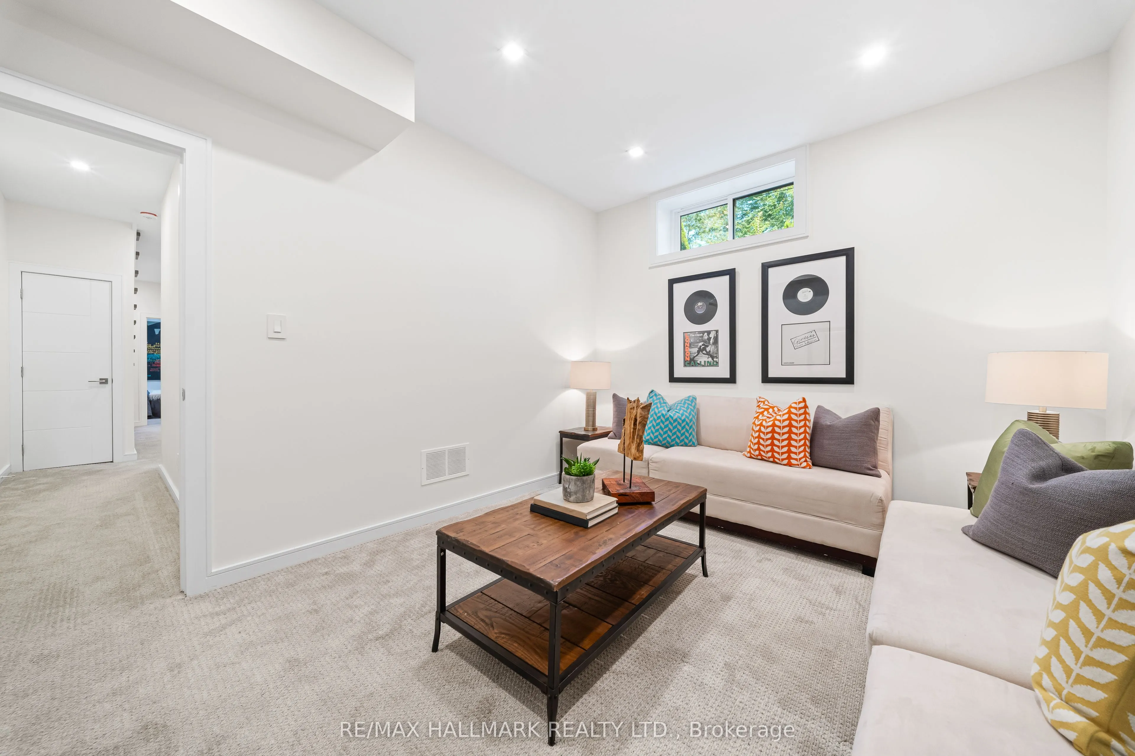 9B Linton Avenue S