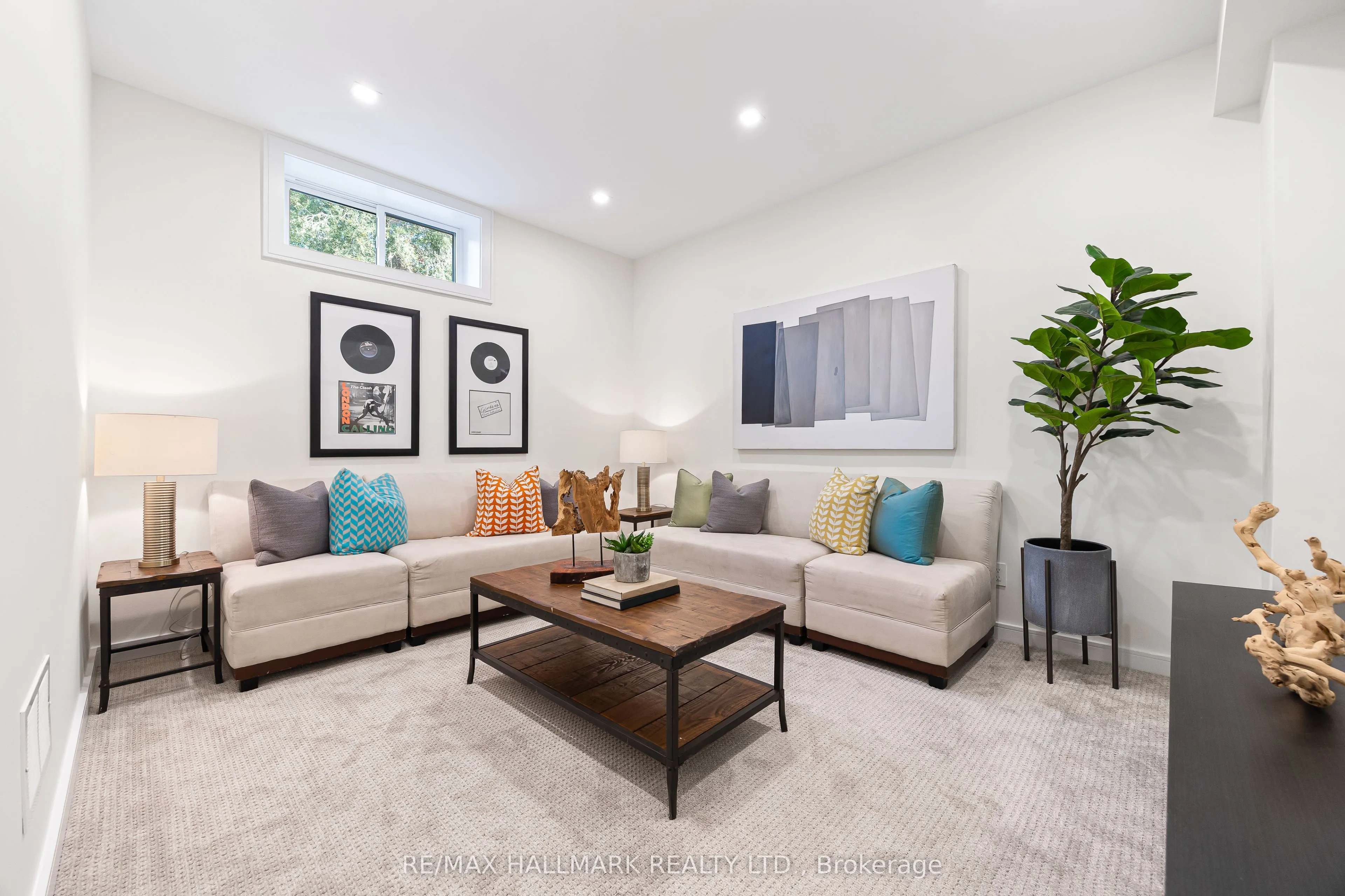 9B Linton Avenue S