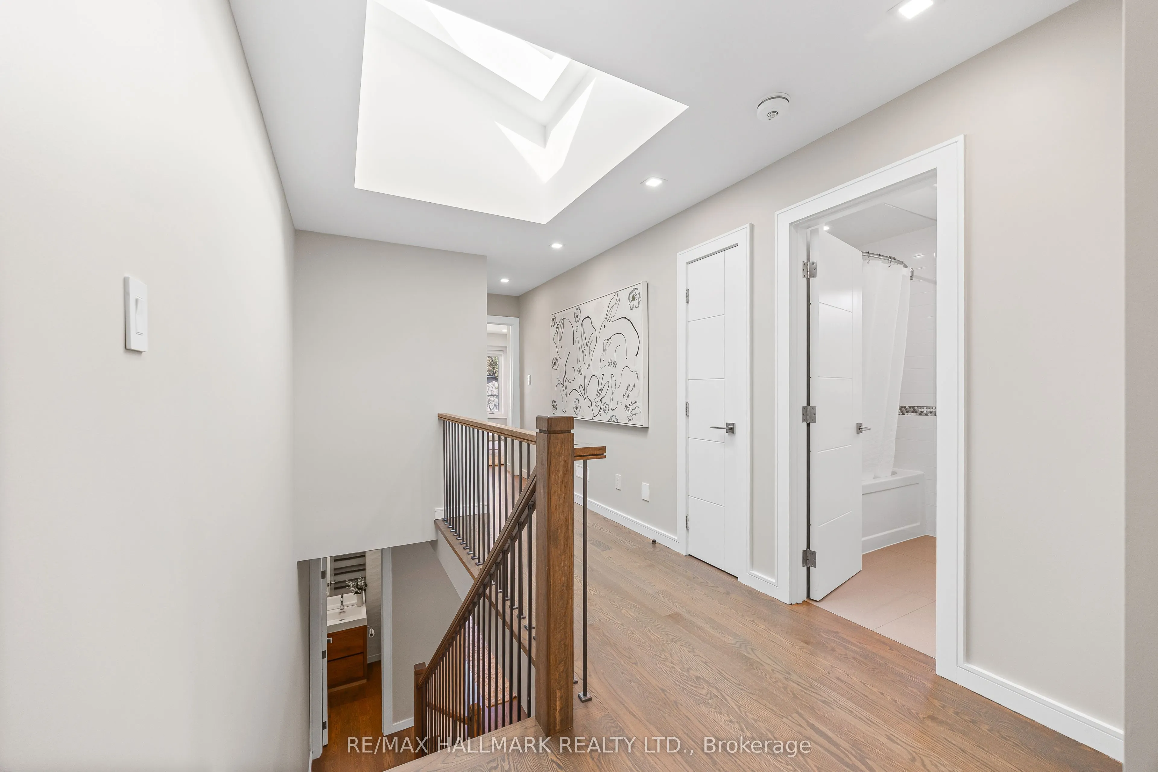 9B Linton Avenue S