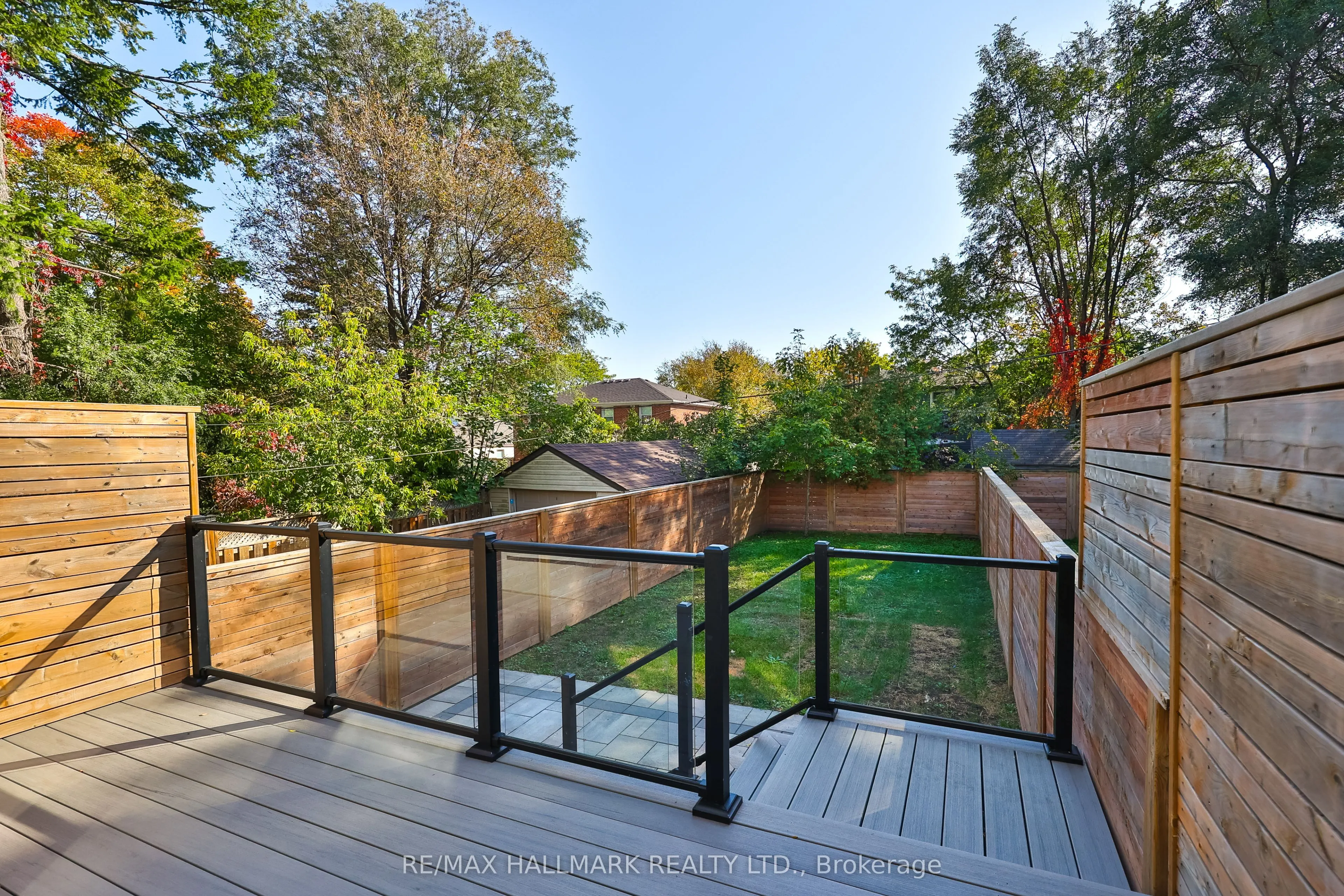 9B Linton Avenue S