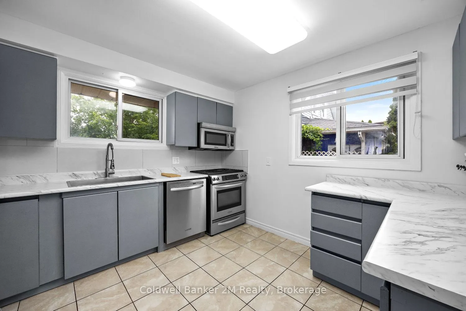 152 Taunton Road W