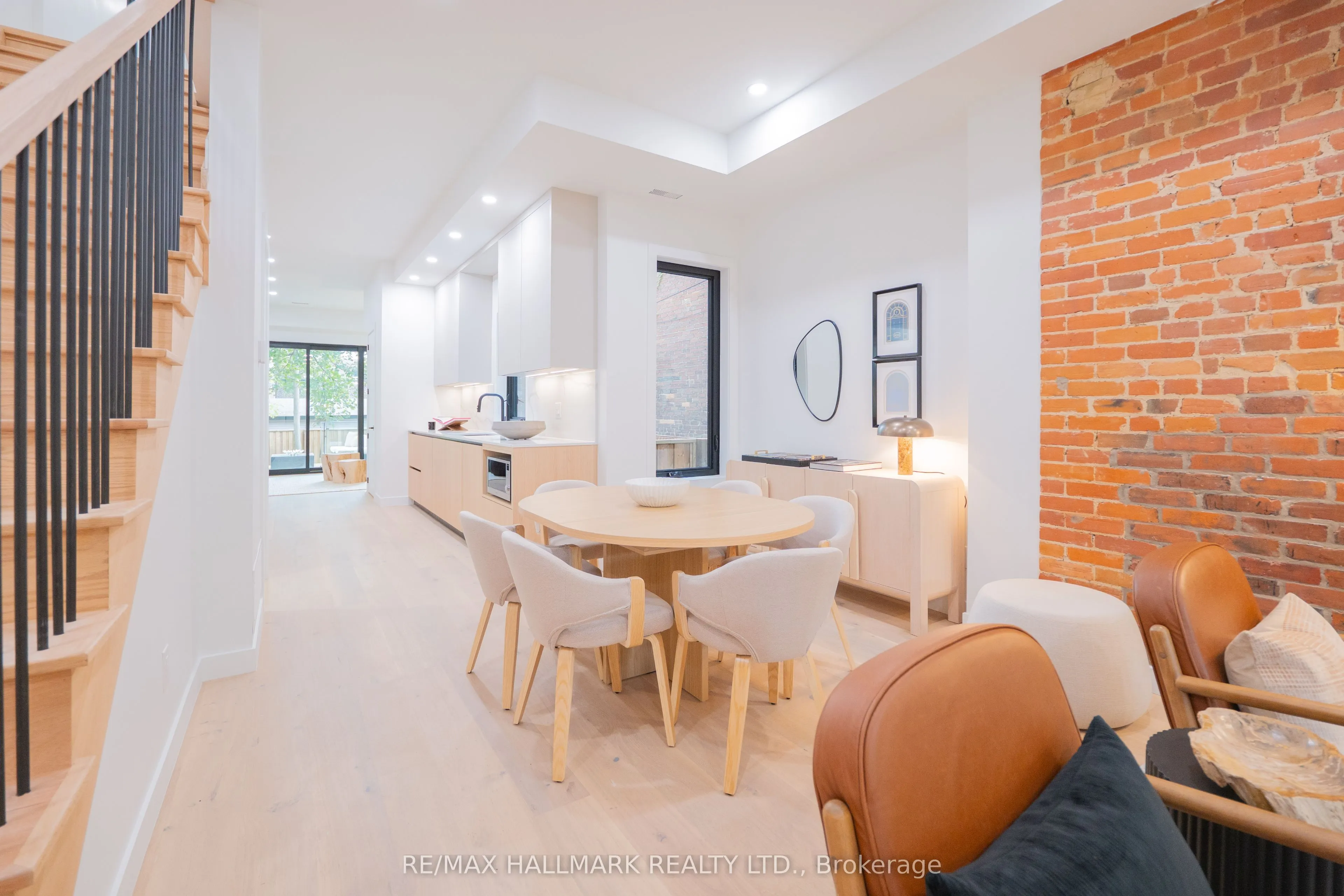 71 Langley Avenue