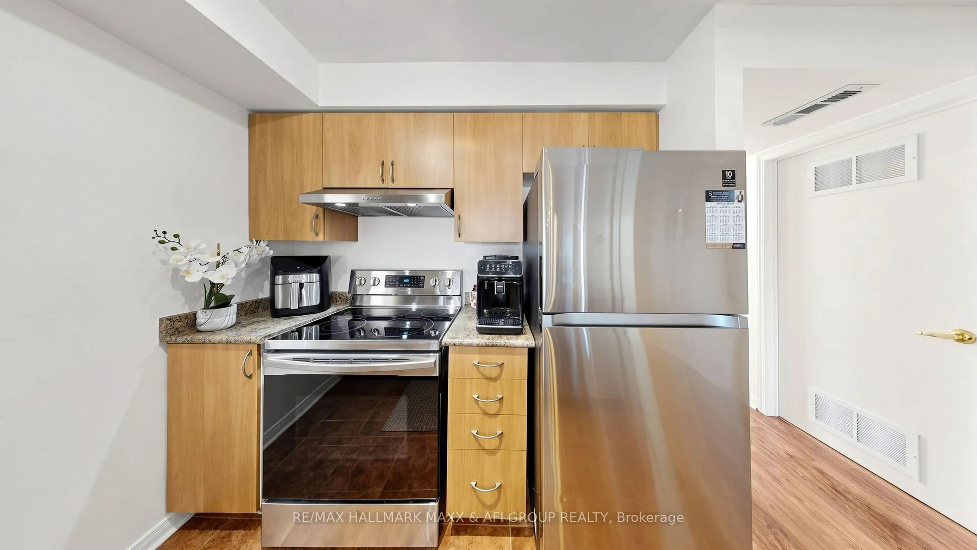 92 Petra Way #2