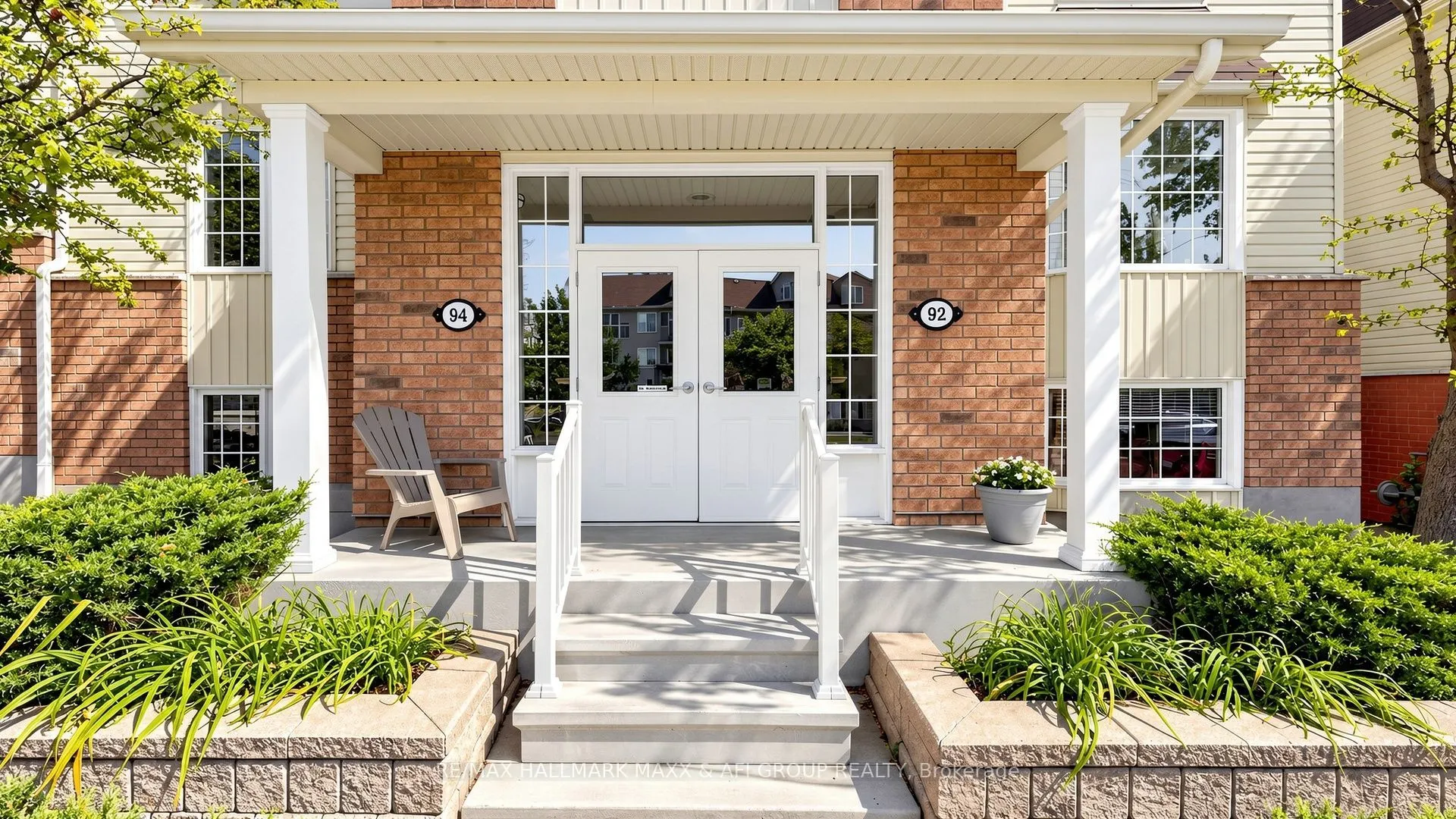 92 Petra Way #2