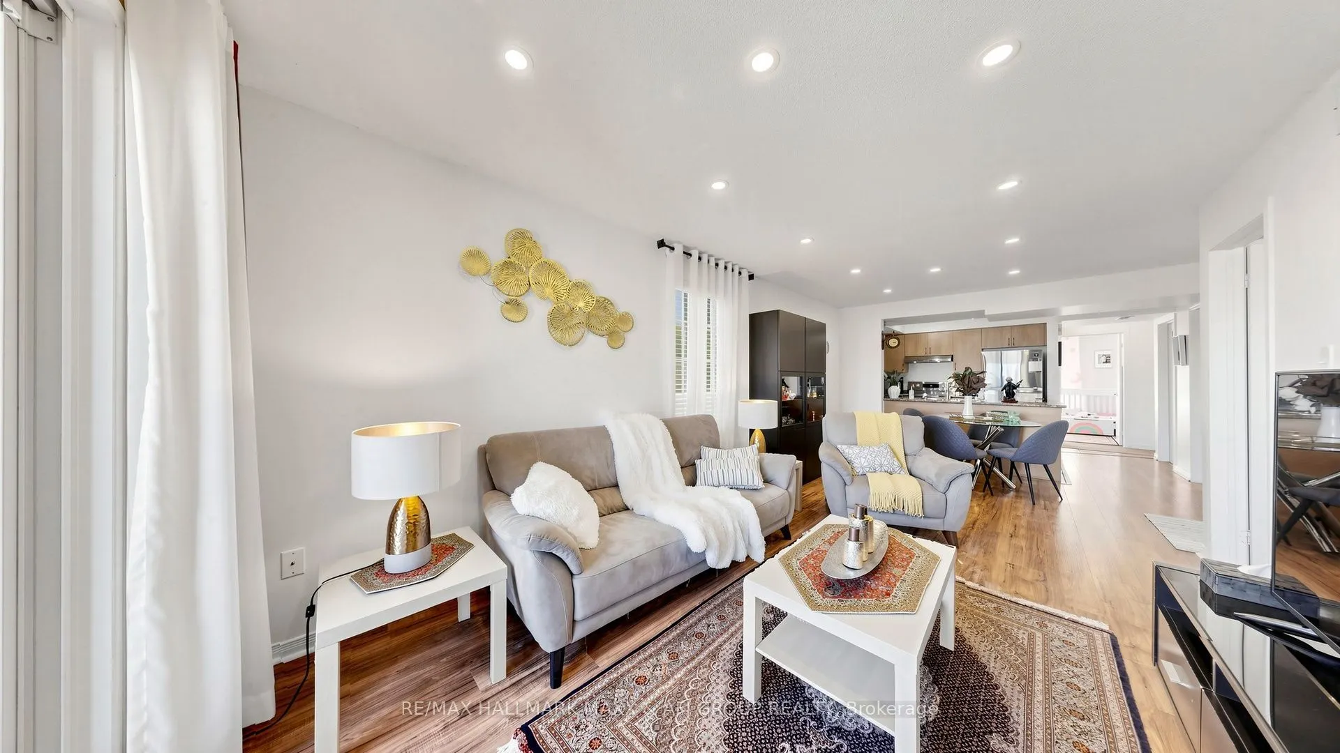 92 Petra Way #2