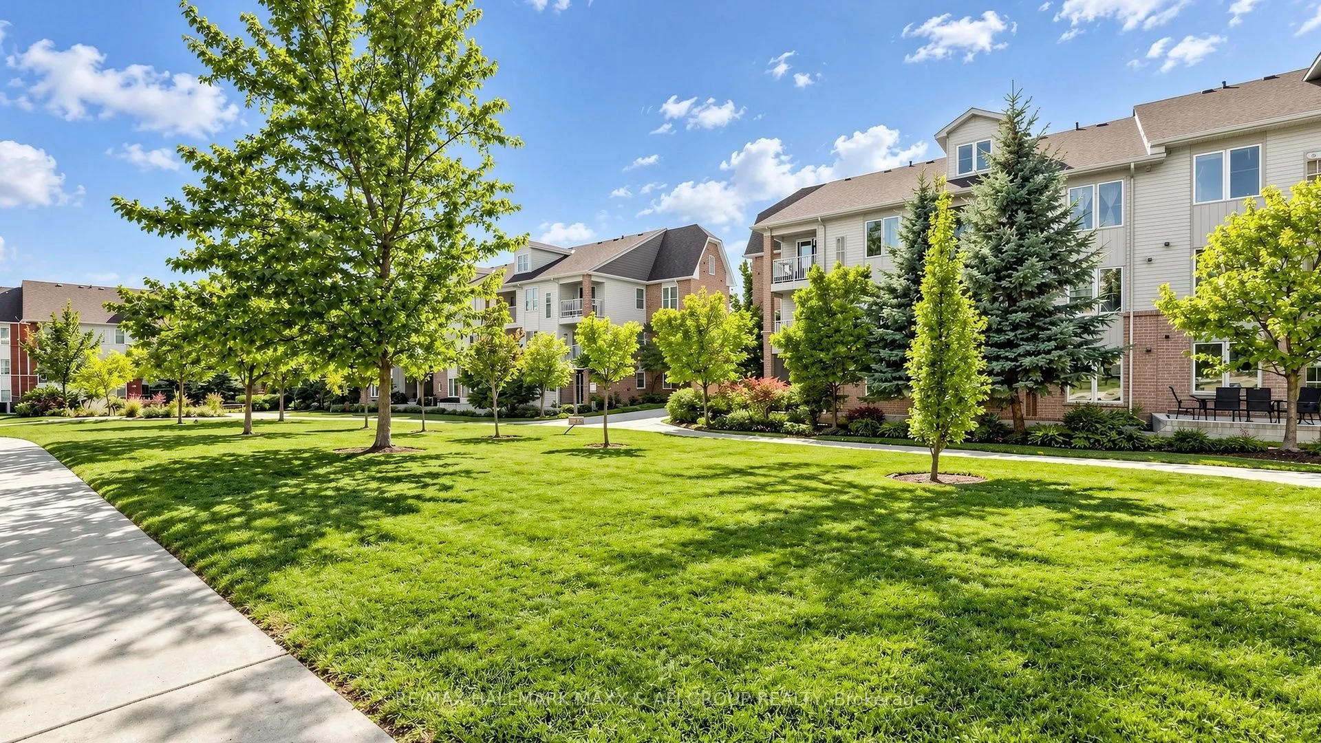 92 Petra Way #2