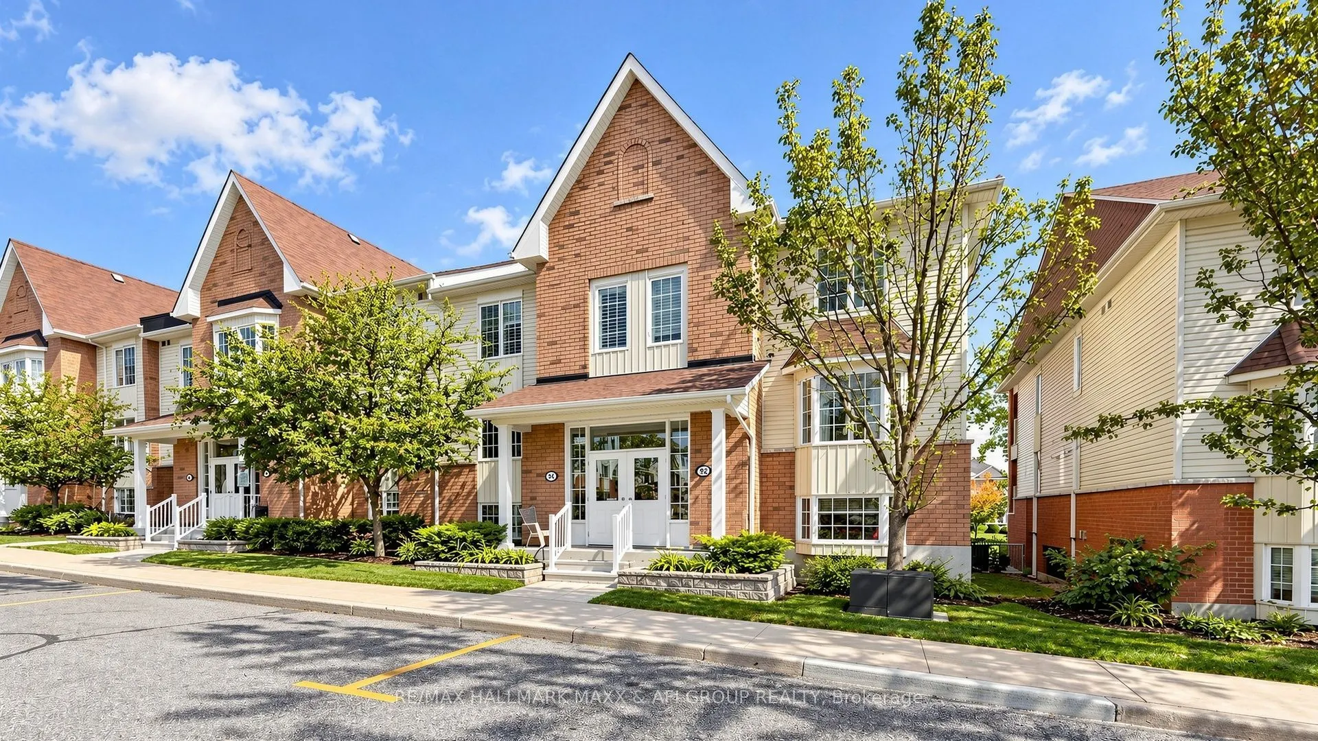 92 Petra Way #2