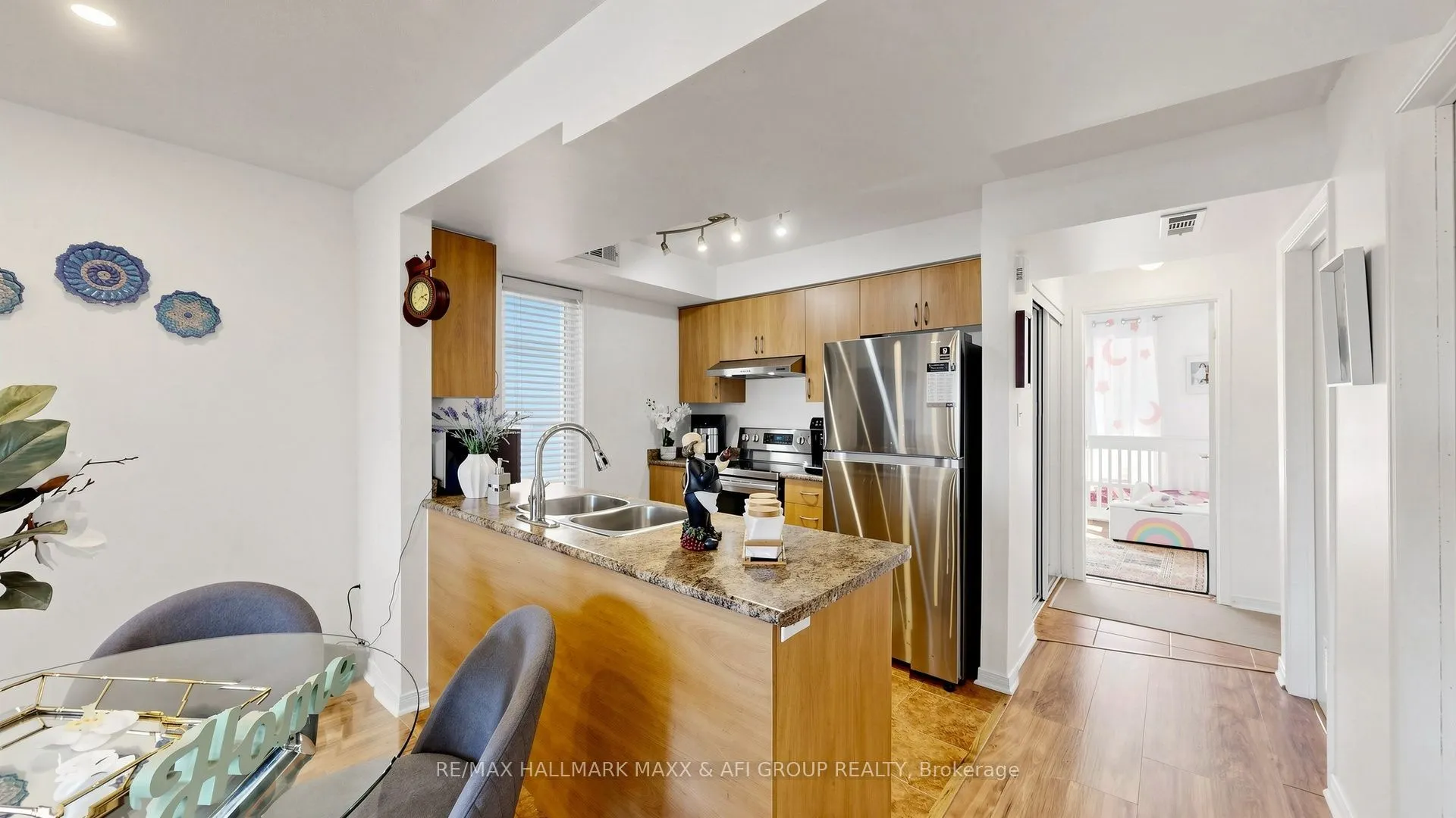92 Petra Way #2