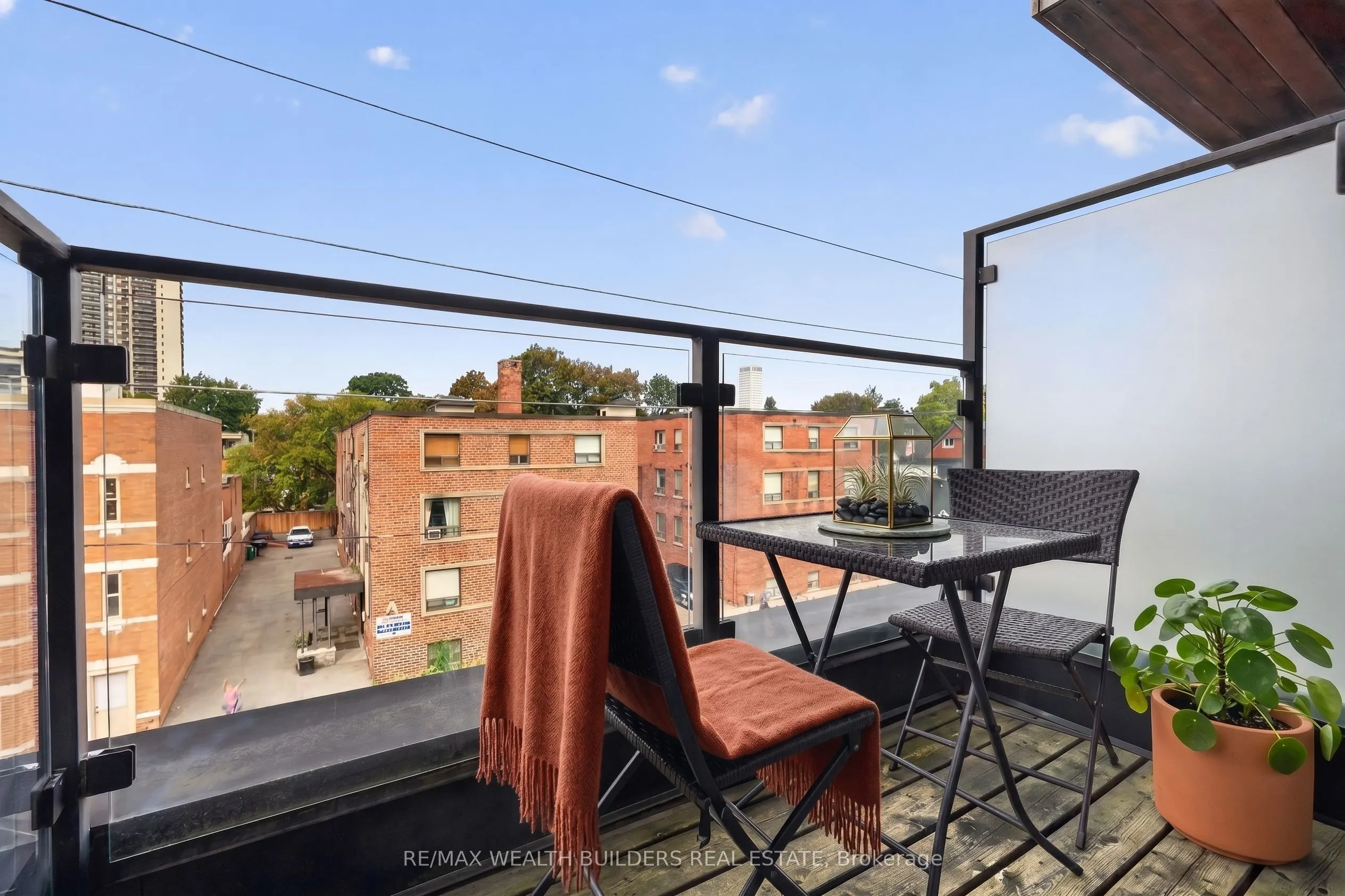 837 Broadview Avenue #TH-07