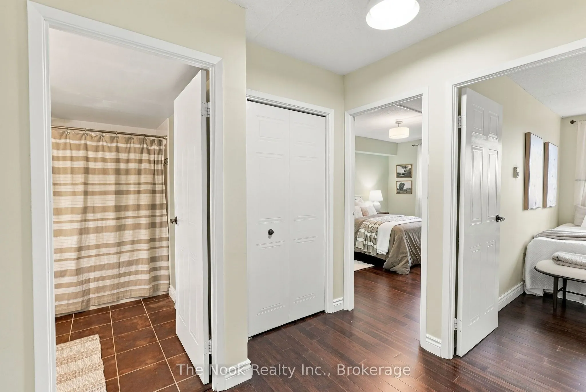 144 Queen Street #507