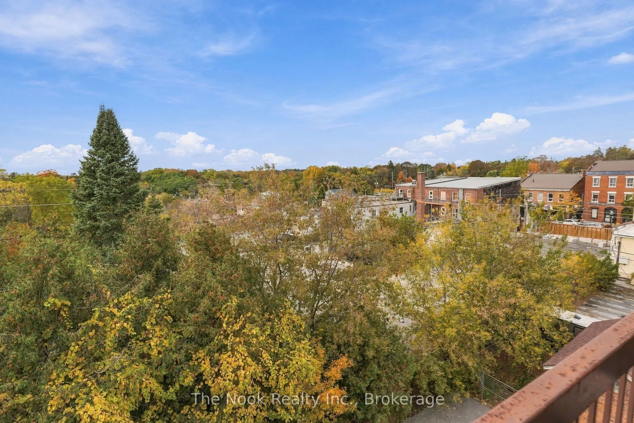 144 Queen Street #507