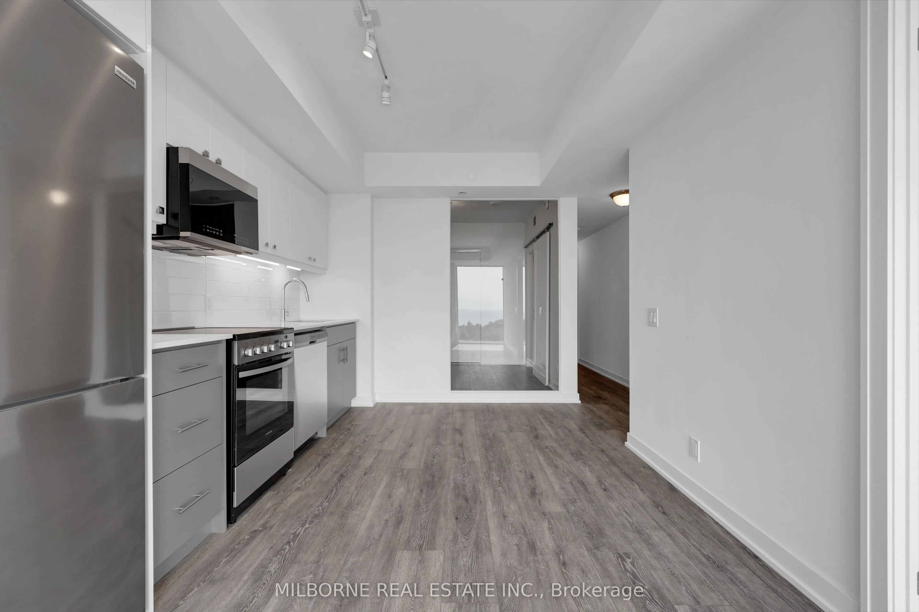 2 Manderley Drive #914