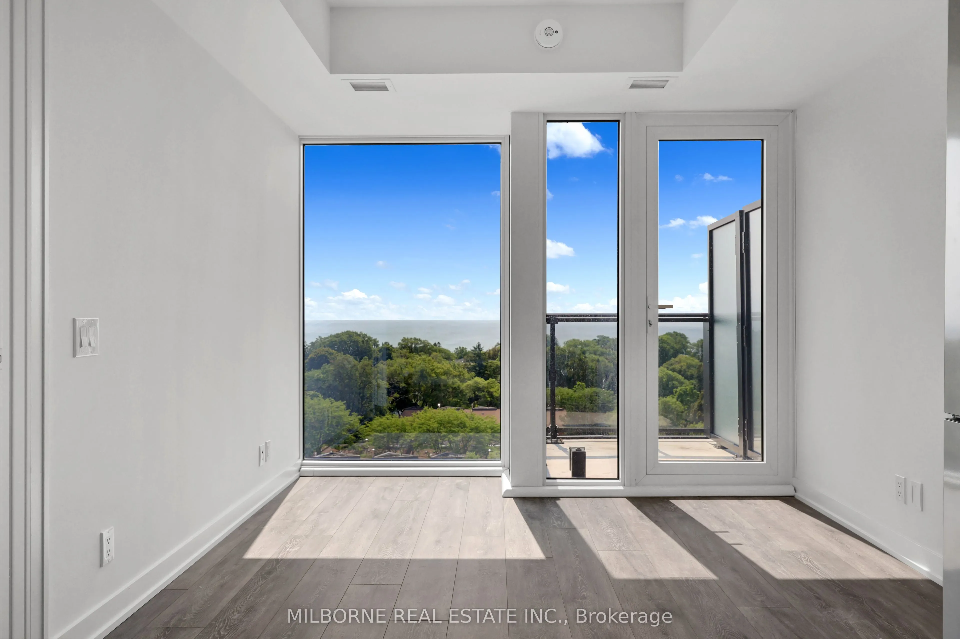 2 Manderley Drive #914