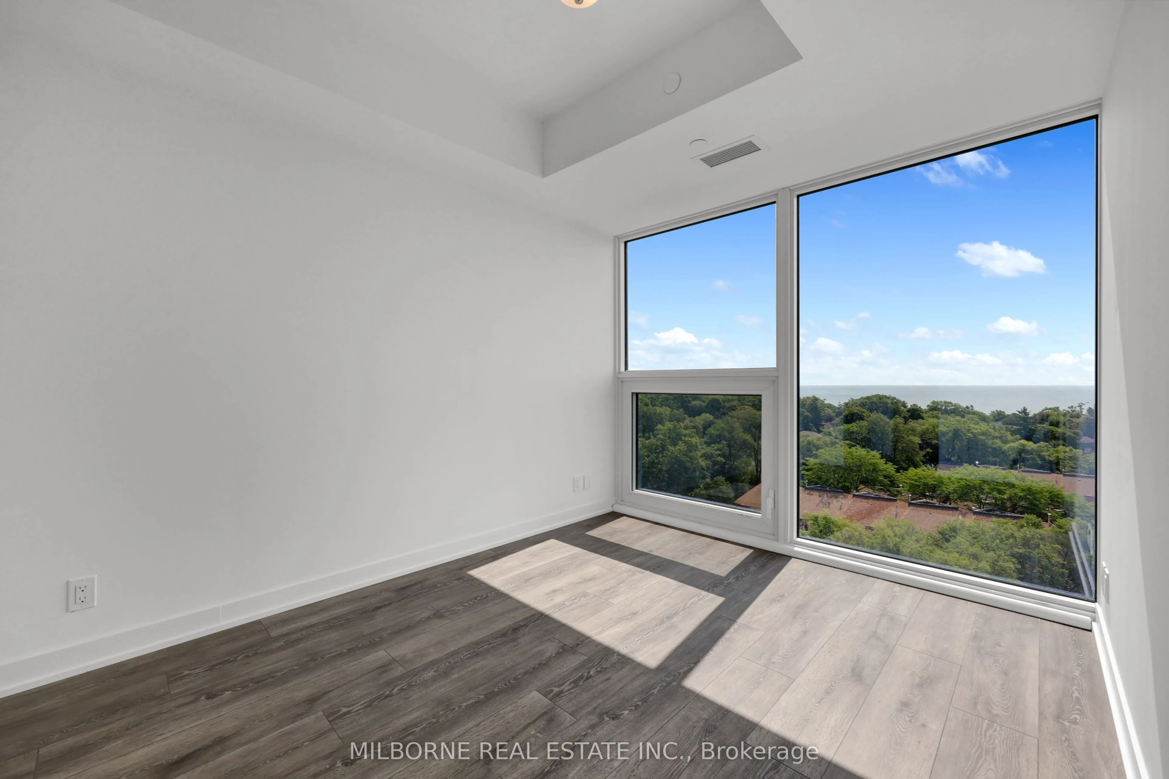 2 Manderley Drive #914