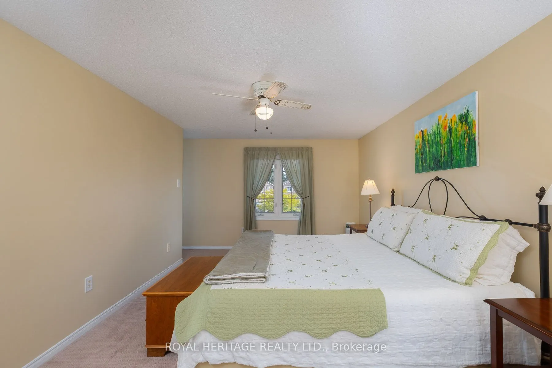 8 Dakin Drive