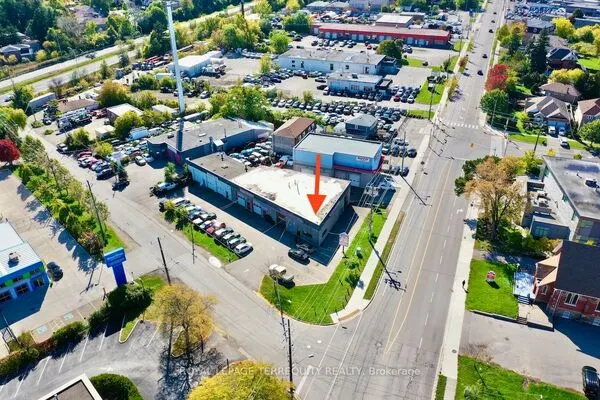 518 Centennial Road N