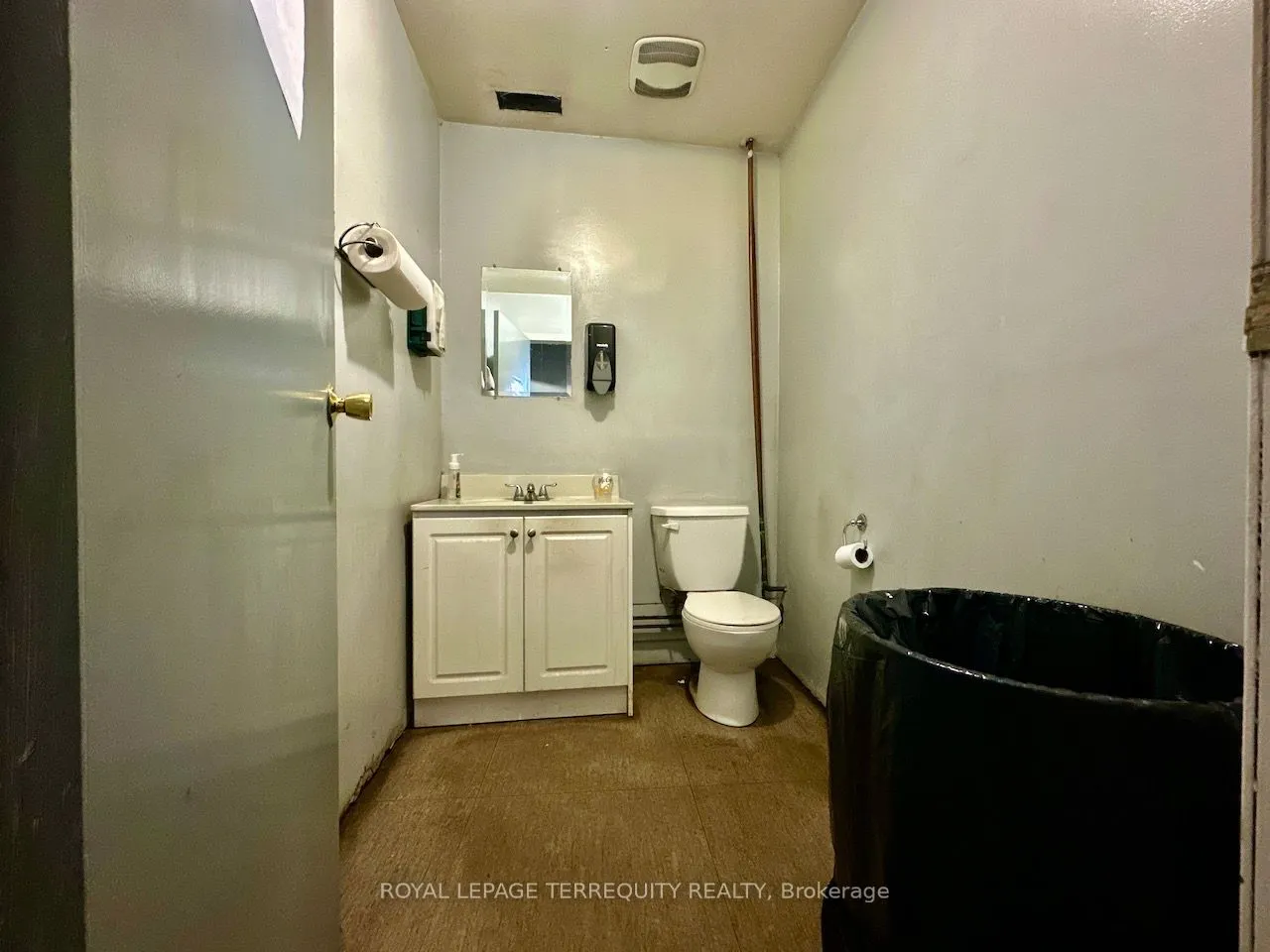518 Centennial Road N #1