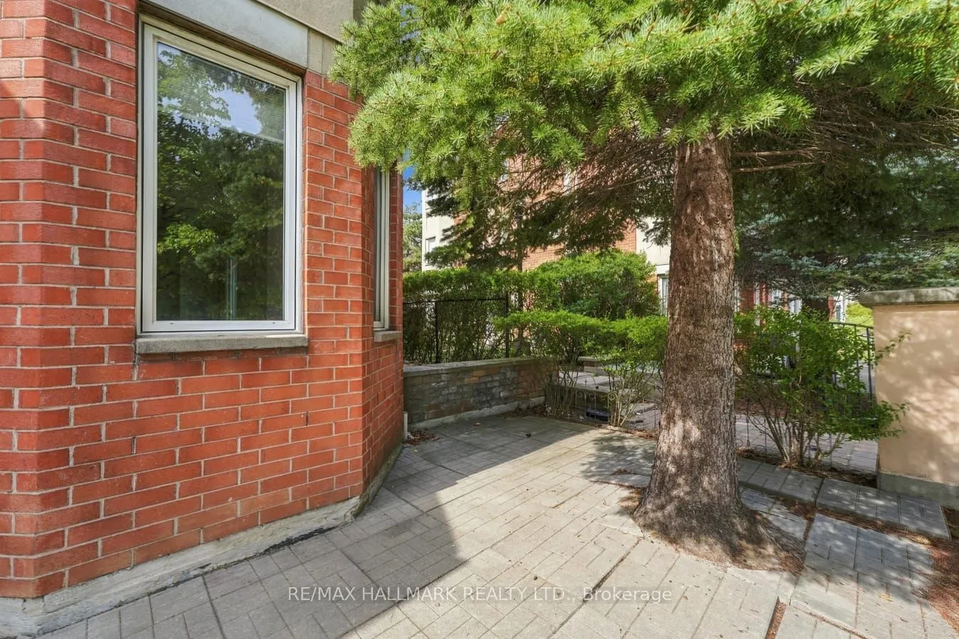 19 Rosebank Drive #1106