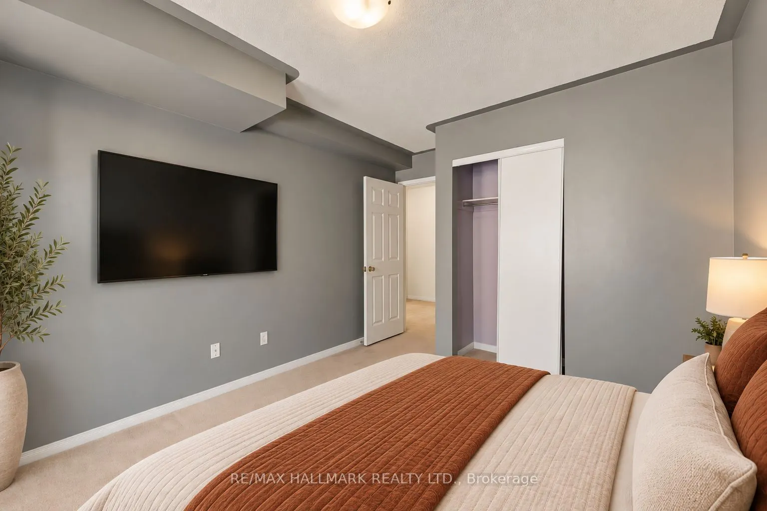 19 Rosebank Drive #1106