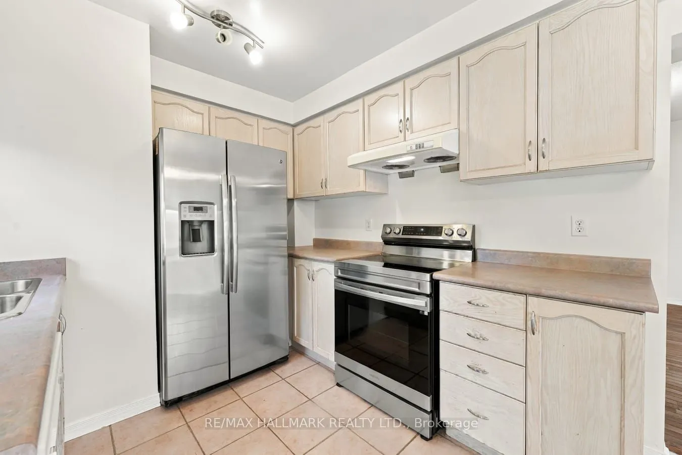 19 Rosebank Drive #1106