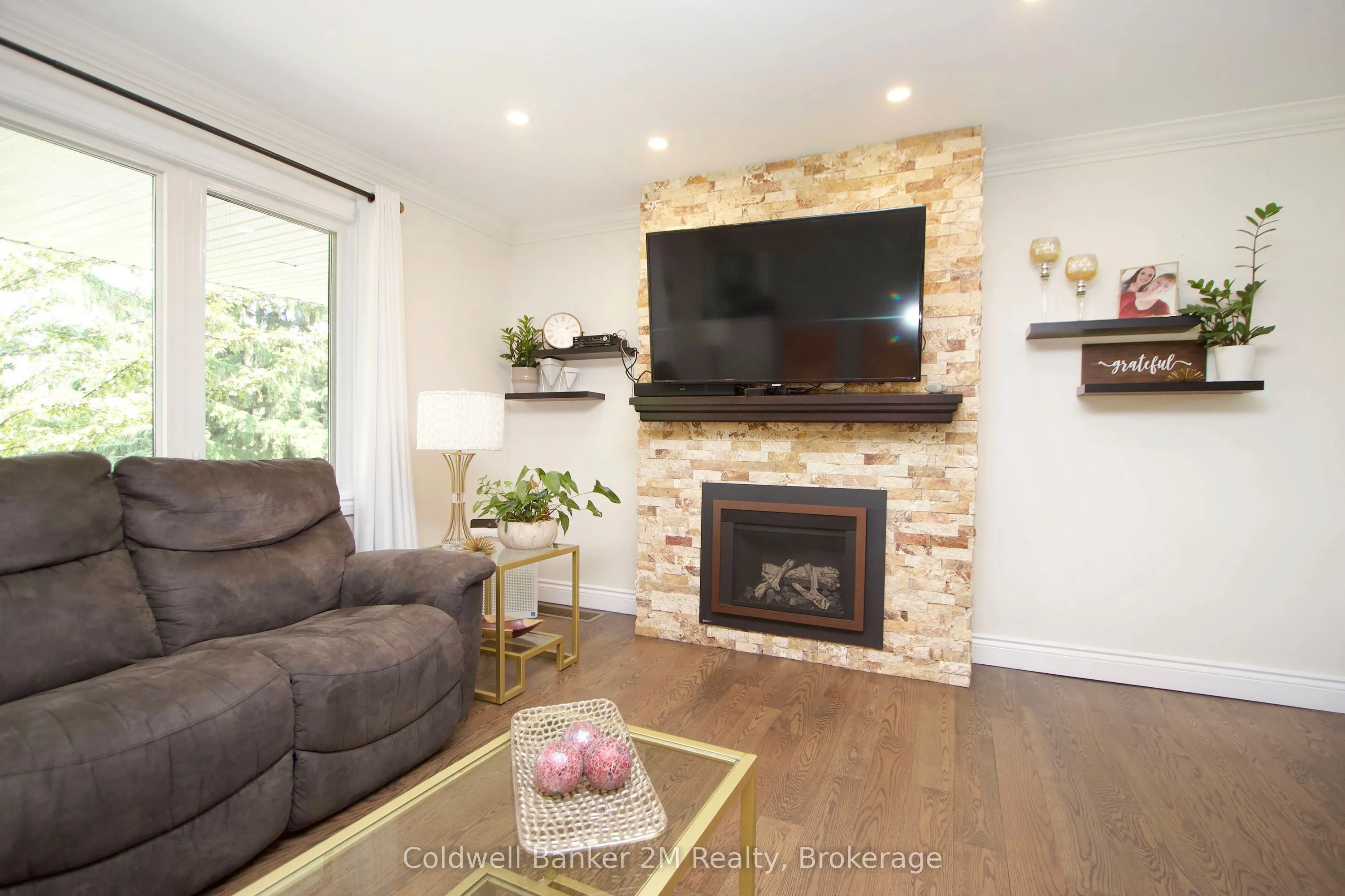 276 Park Road N
