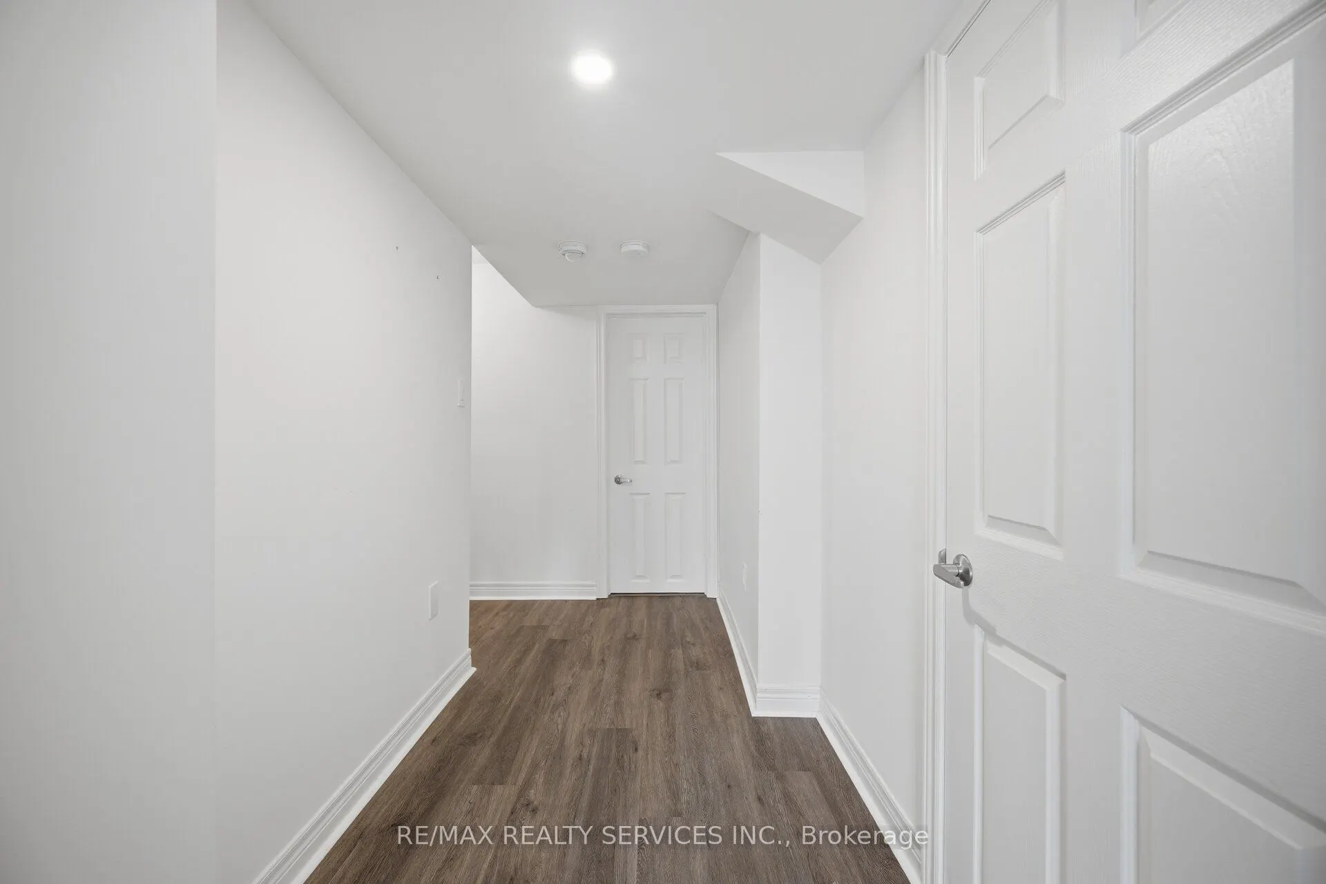 1221 Jim Brewster Circle