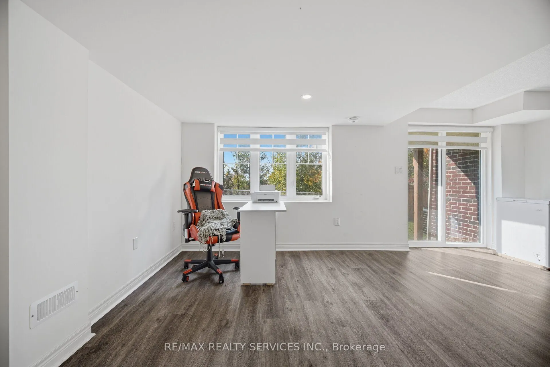 1221 Jim Brewster Circle