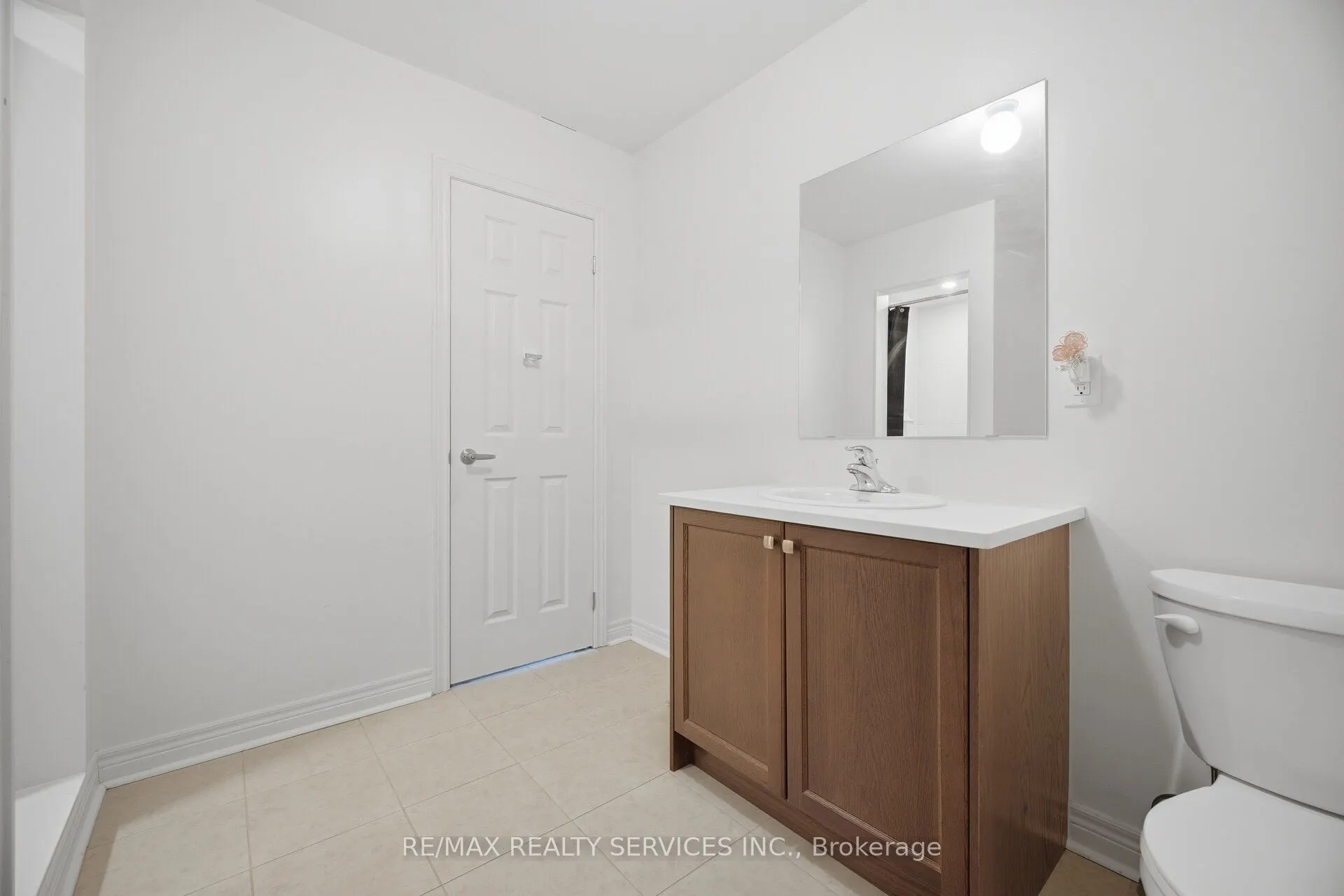1221 Jim Brewster Circle