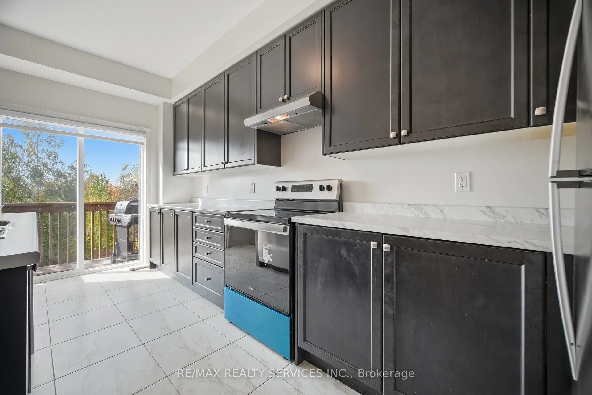1221 Jim Brewster Circle