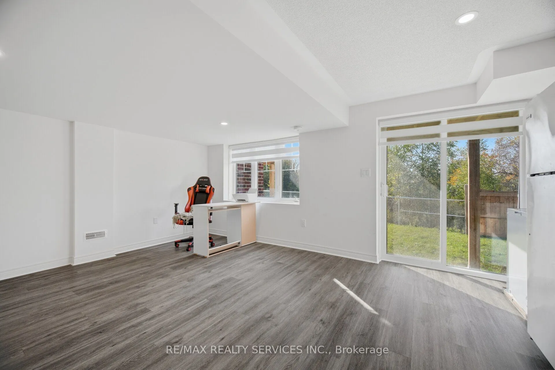 1221 Jim Brewster Circle