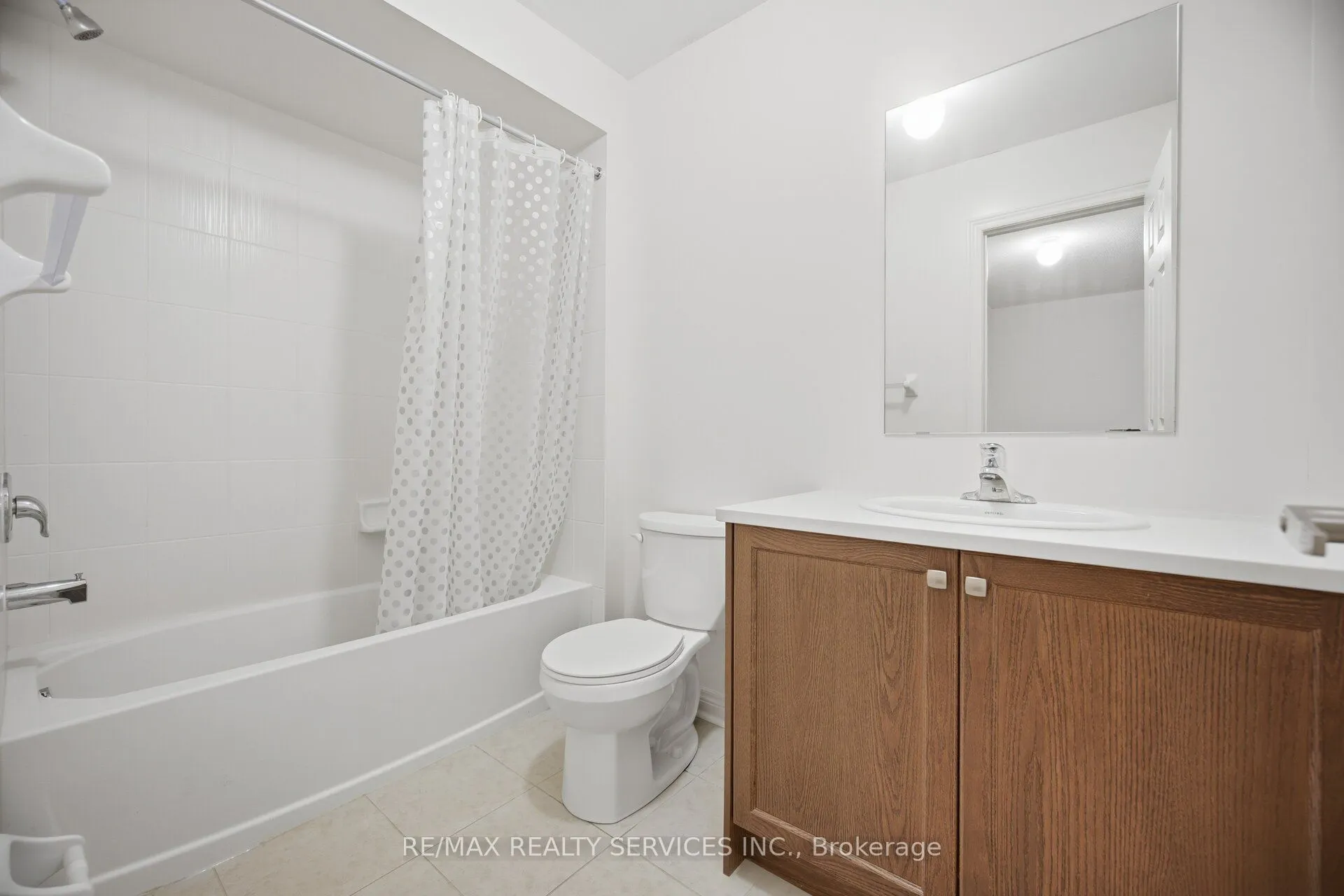 1221 Jim Brewster Circle