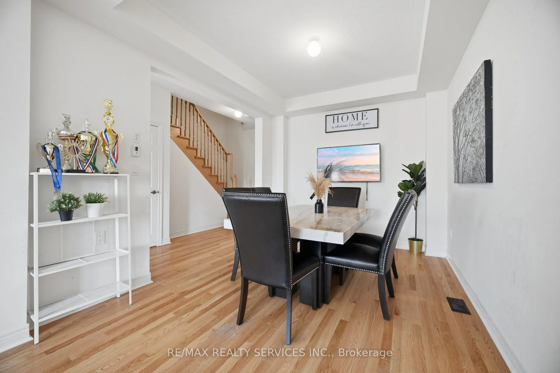 1221 Jim Brewster Circle
