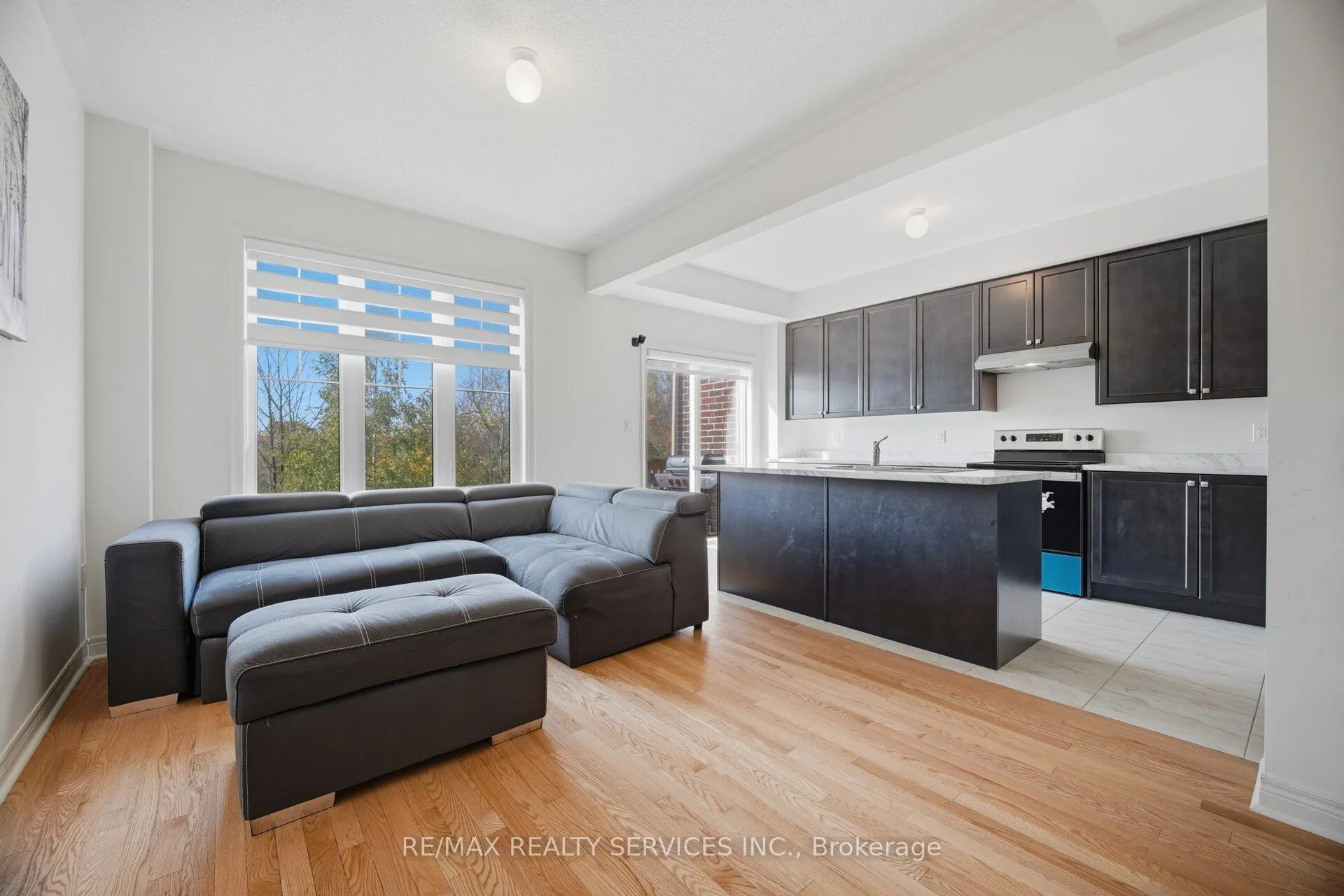1221 Jim Brewster Circle