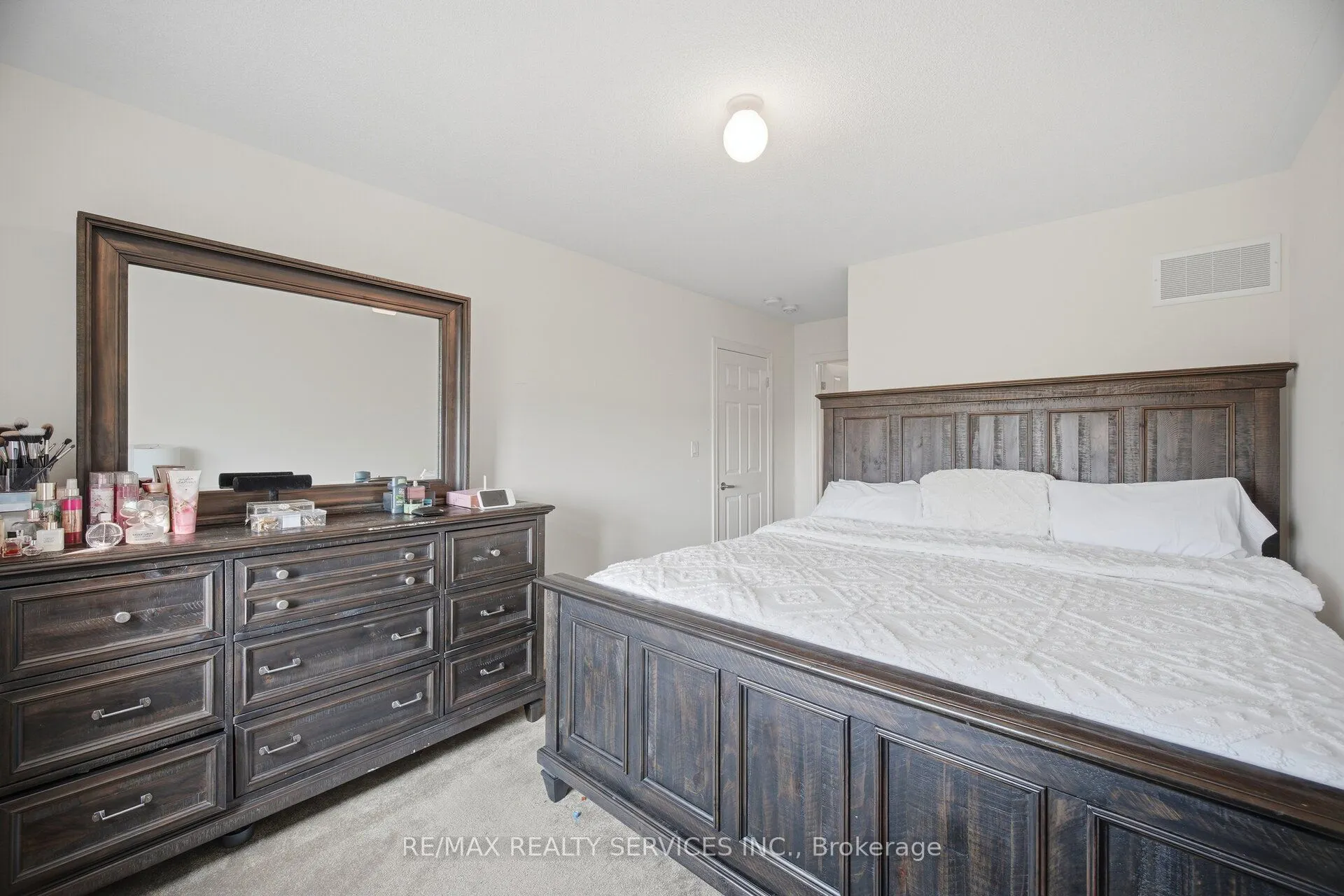 1221 Jim Brewster Circle