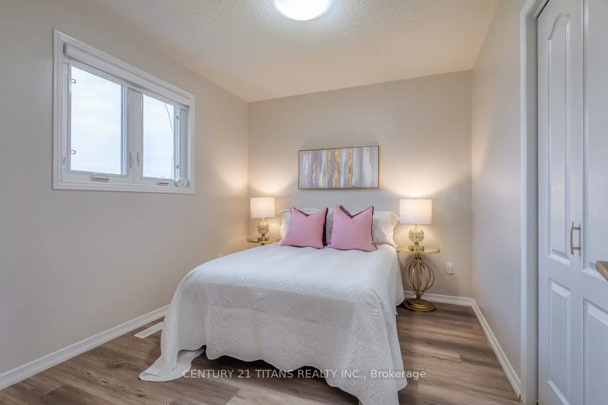 20 Millstone Crescent