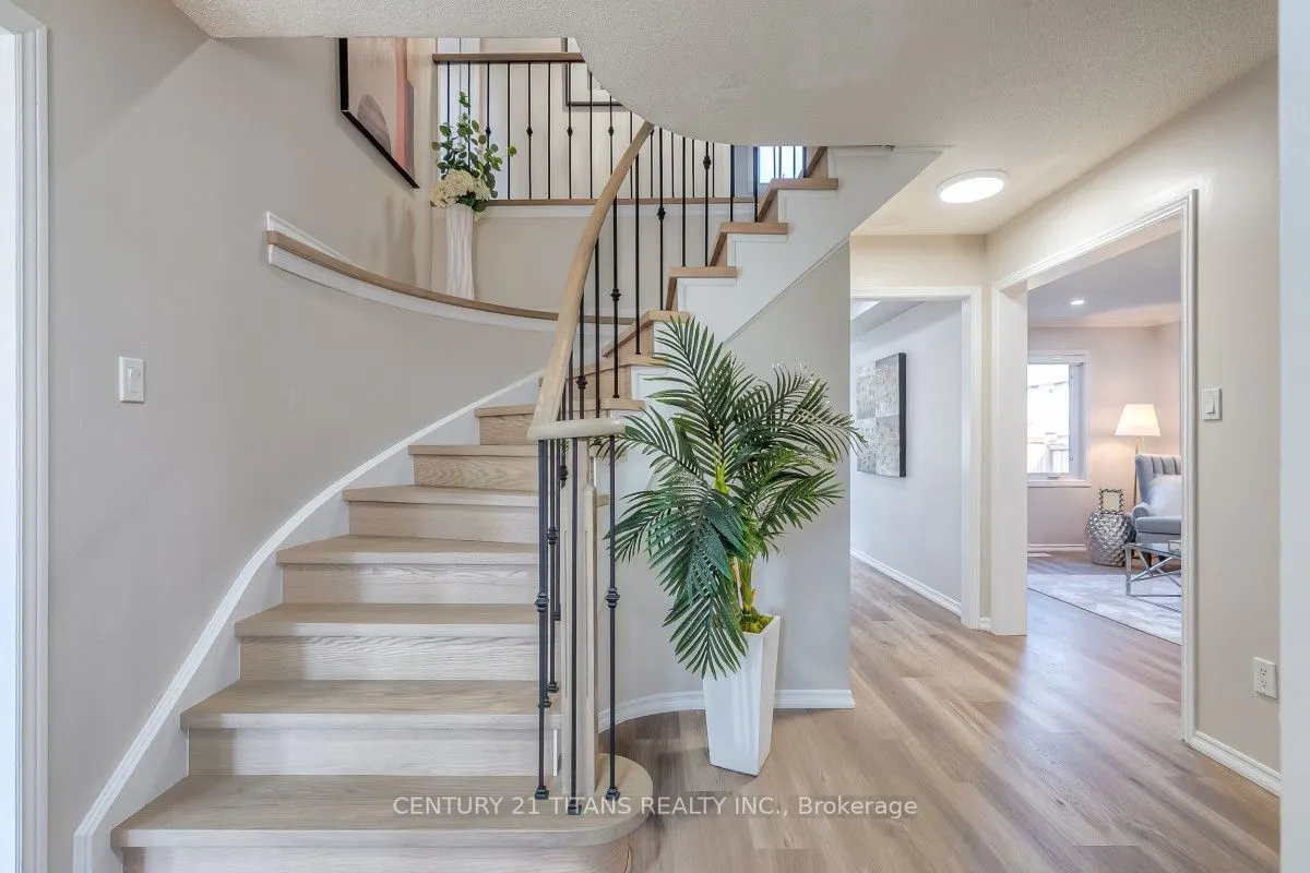 20 Millstone Crescent