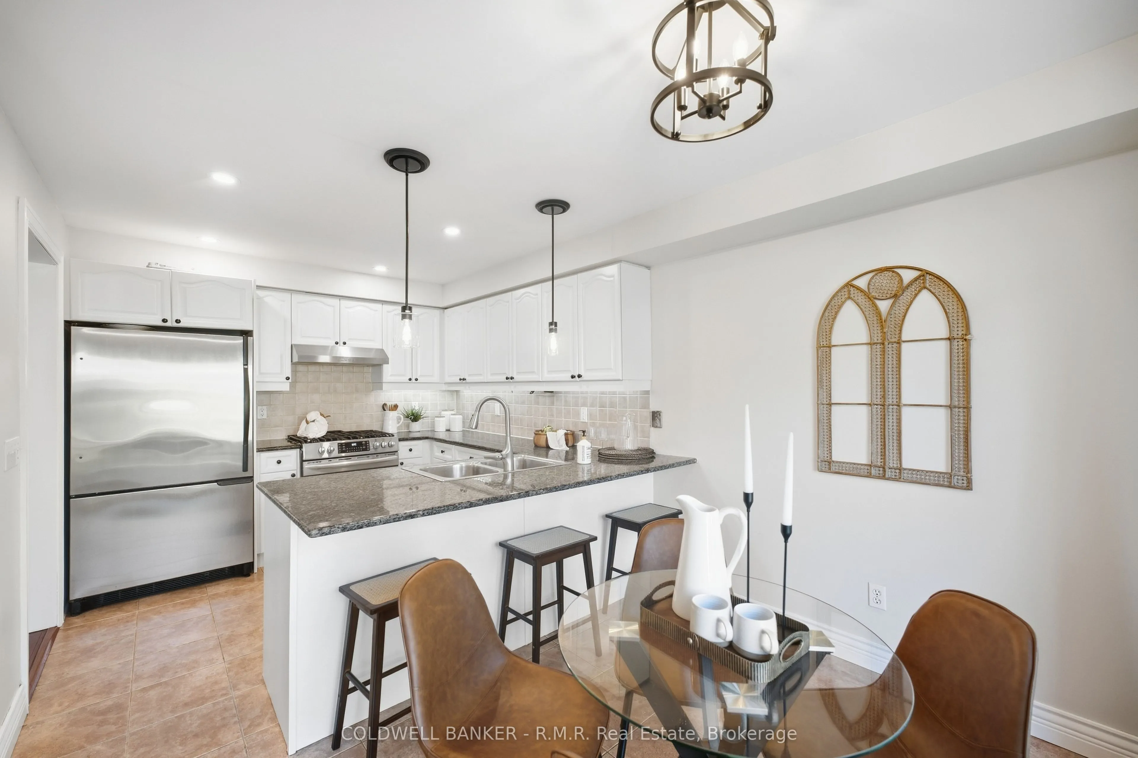 6 Merchants Avenue