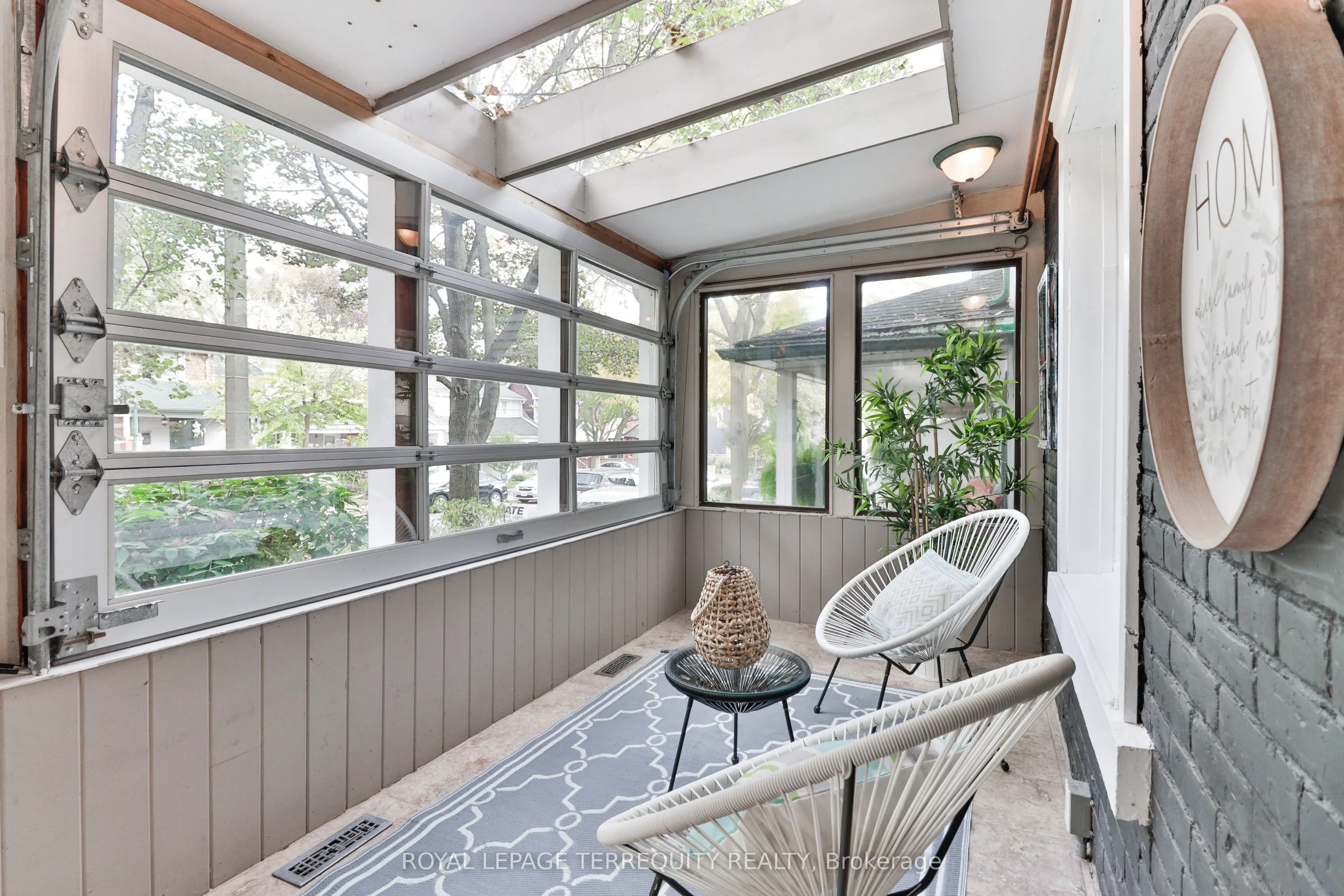312 Kenilworth Avenue