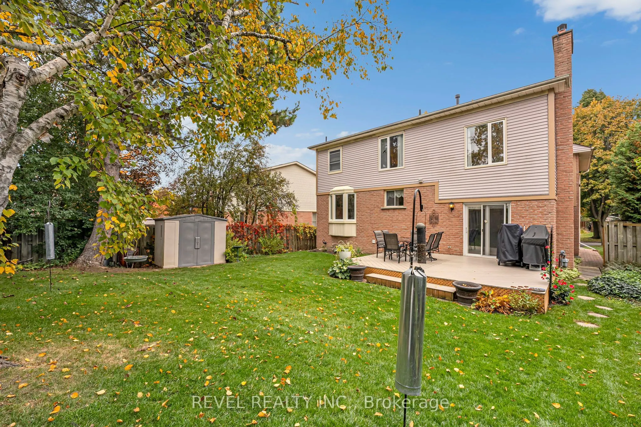 806 Linden Court