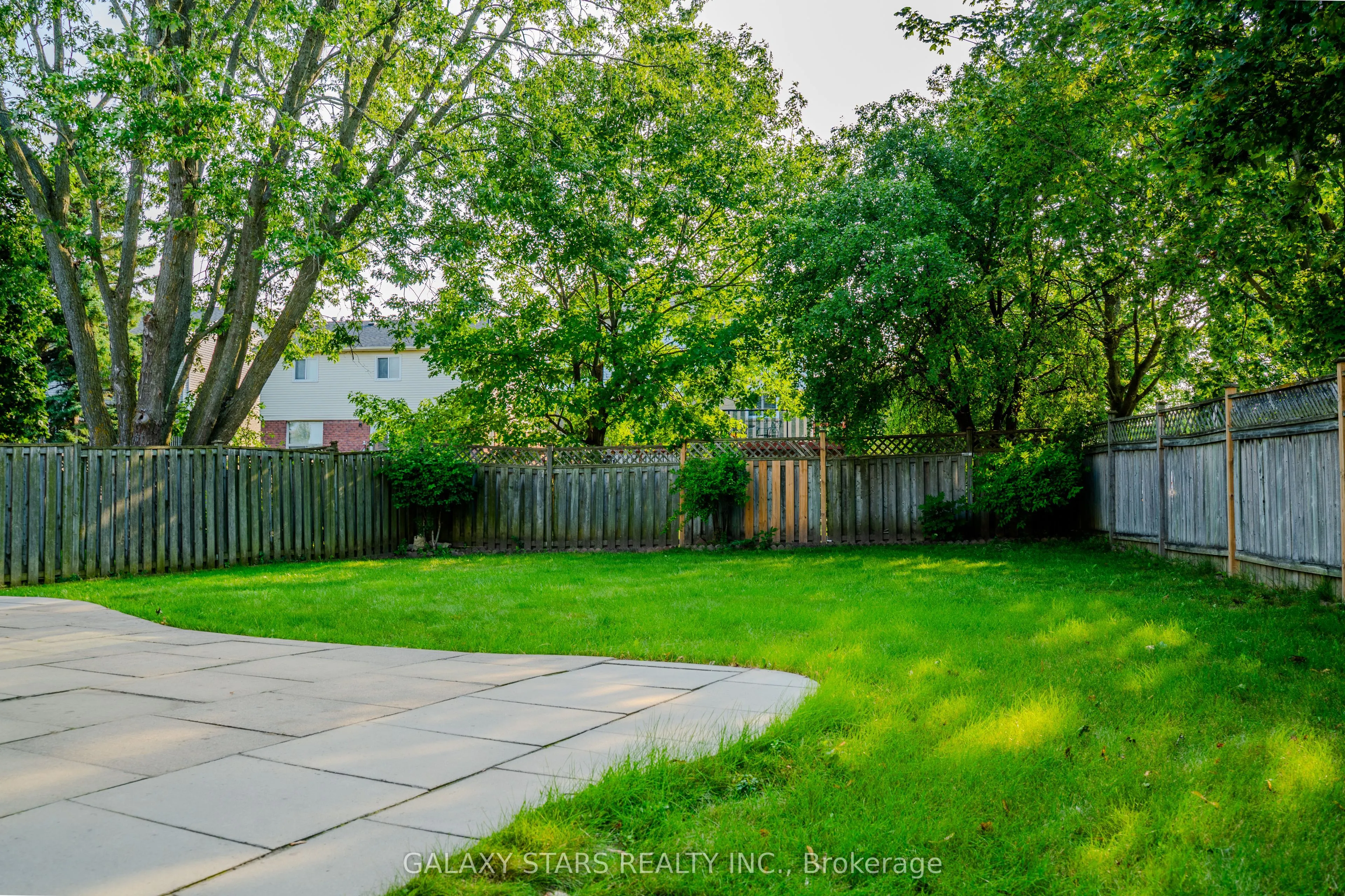 2 Noble Drive