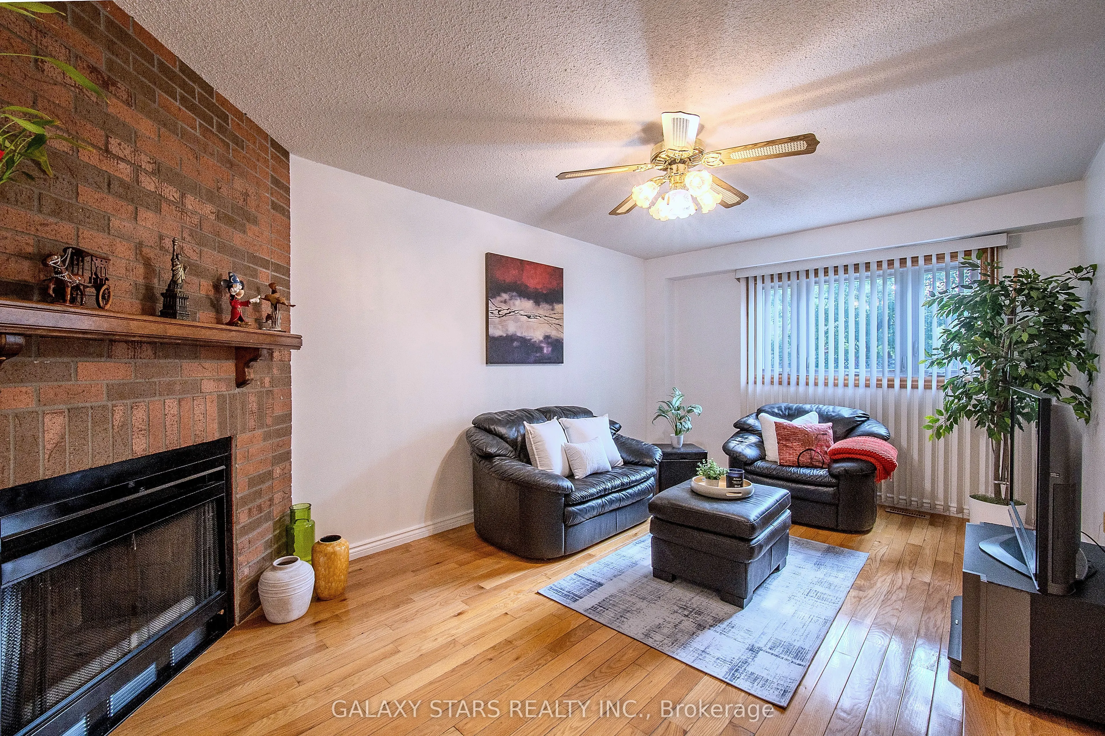 2 Noble Drive