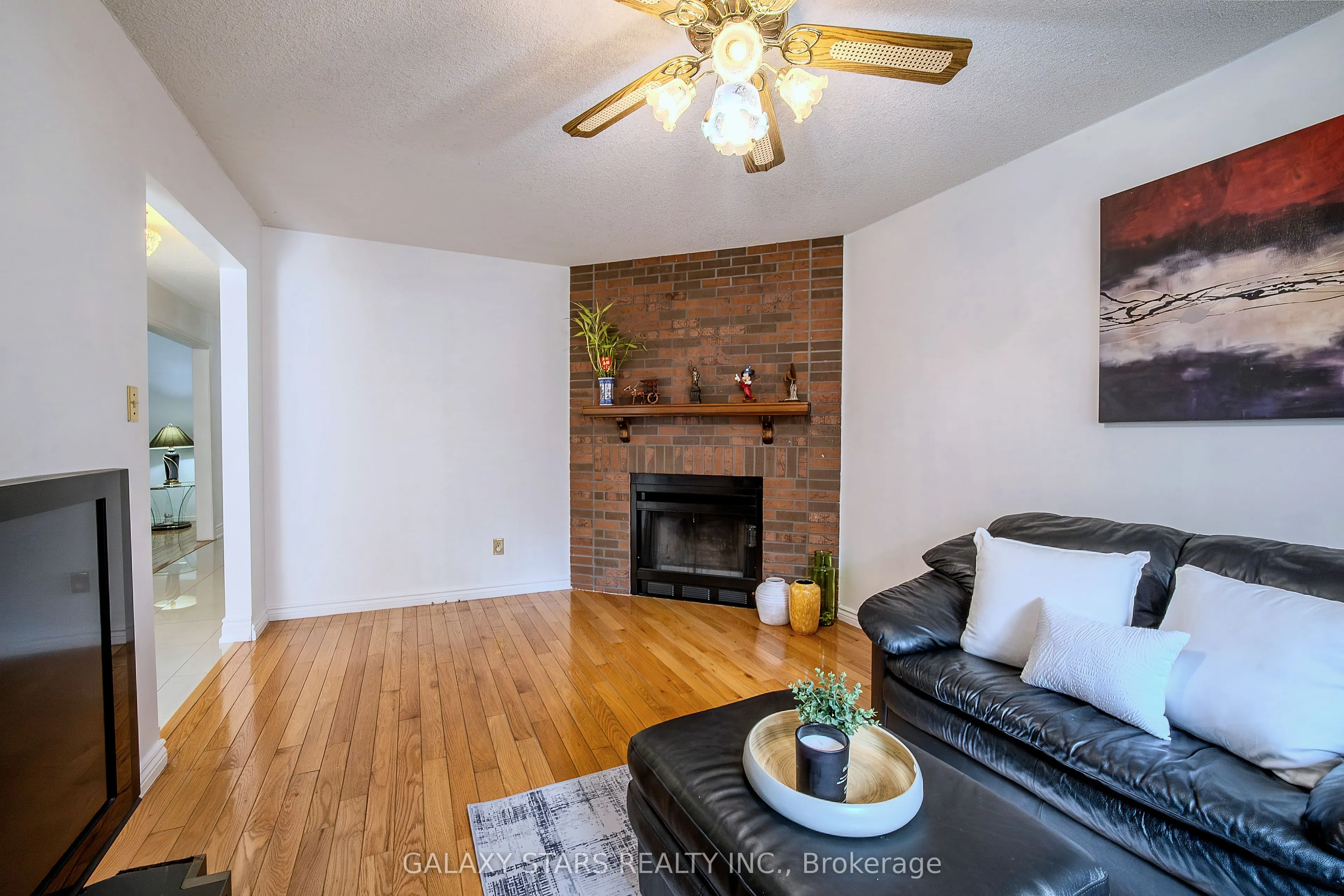 2 Noble Drive
