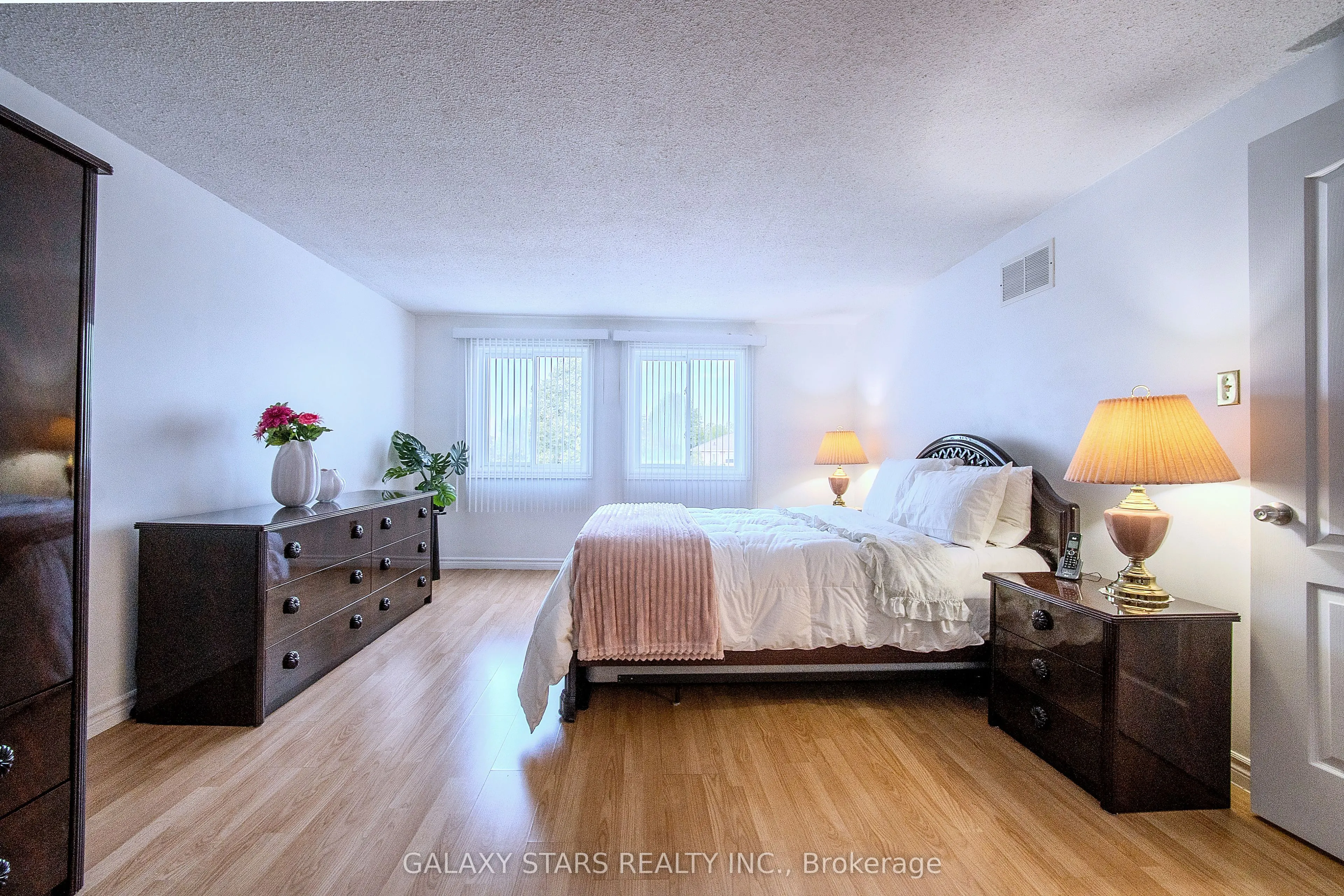 2 Noble Drive