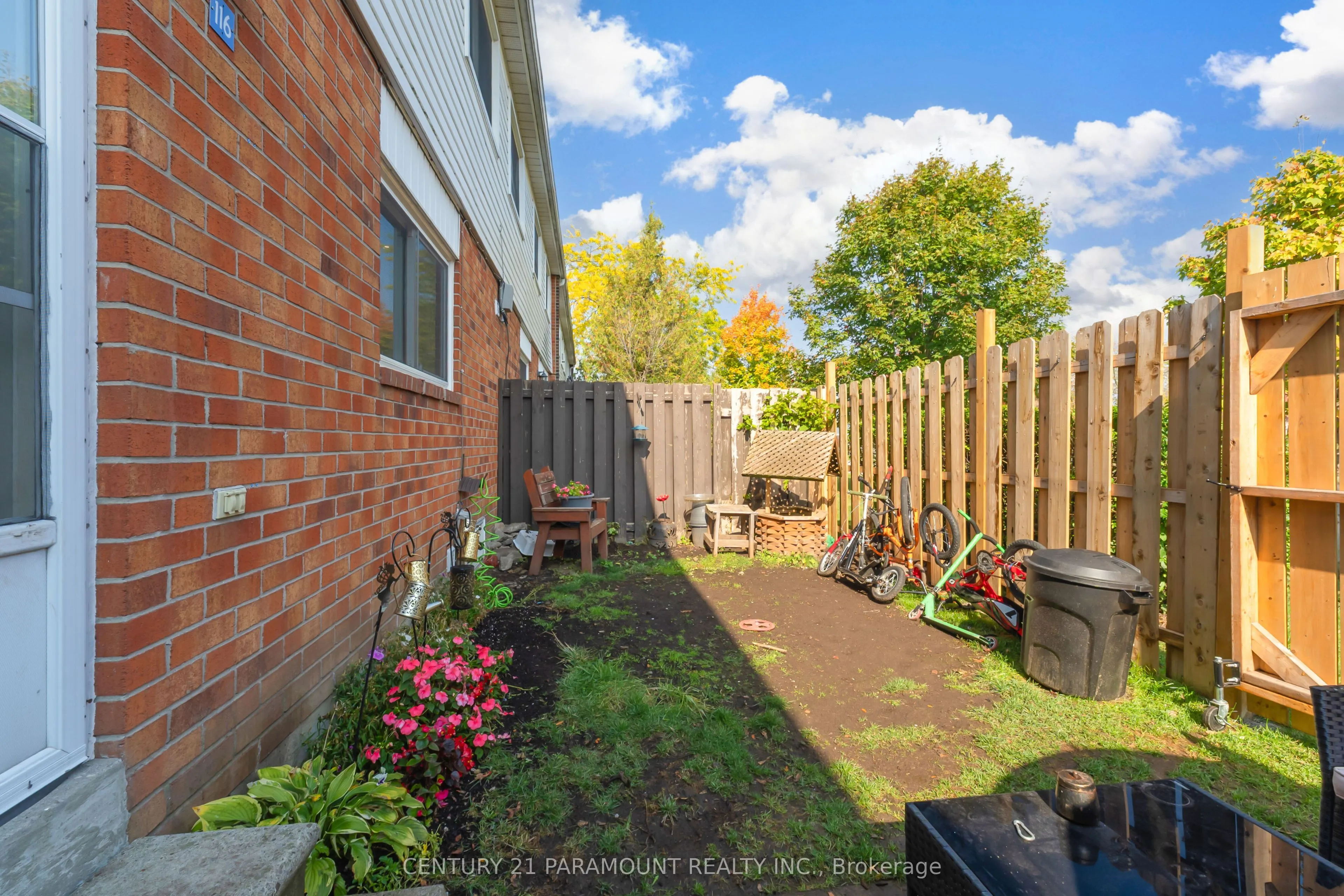 1010 Glen Street #116