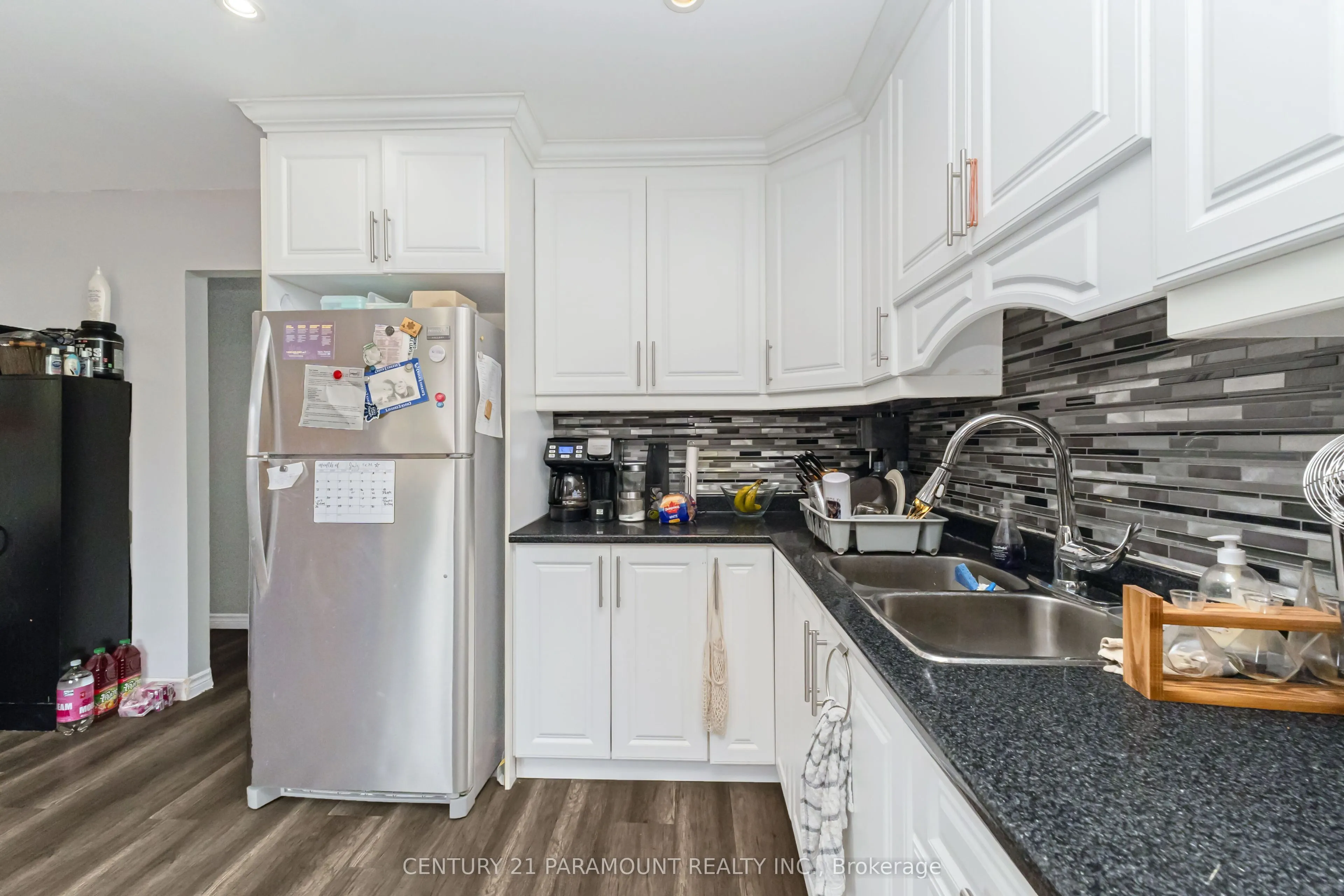 1010 Glen Street #116