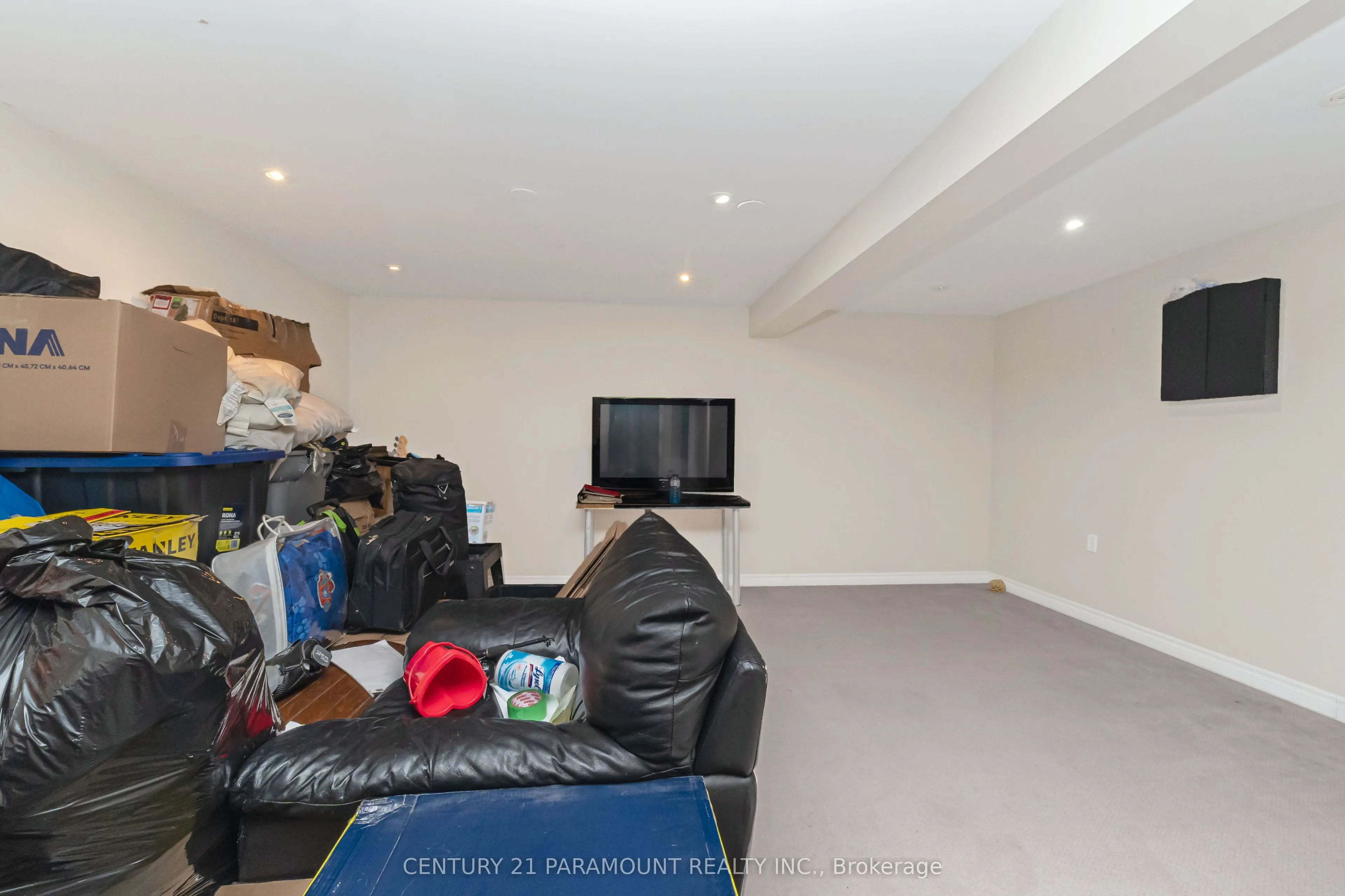 1010 Glen Street #116