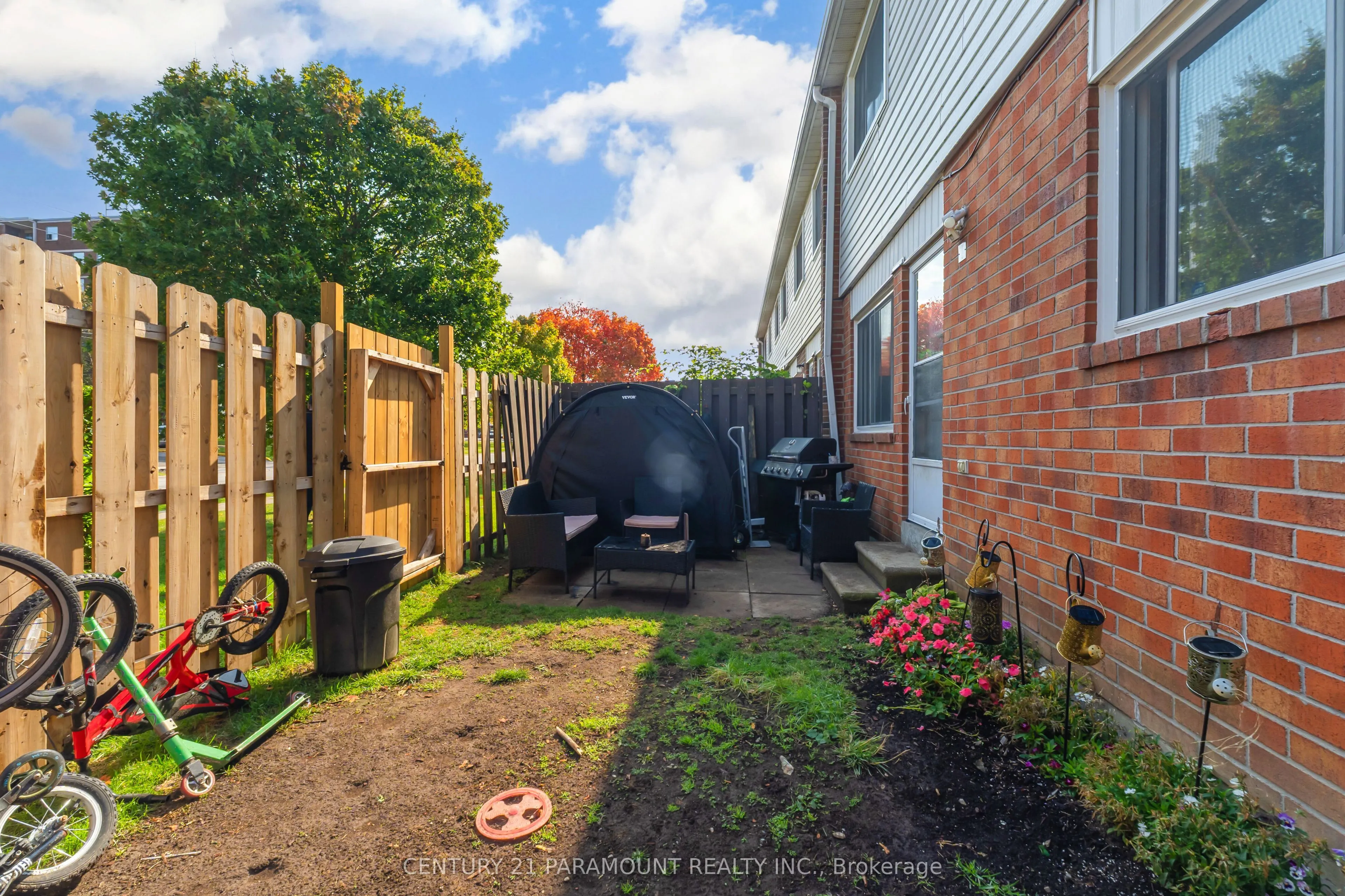 1010 Glen Street #116