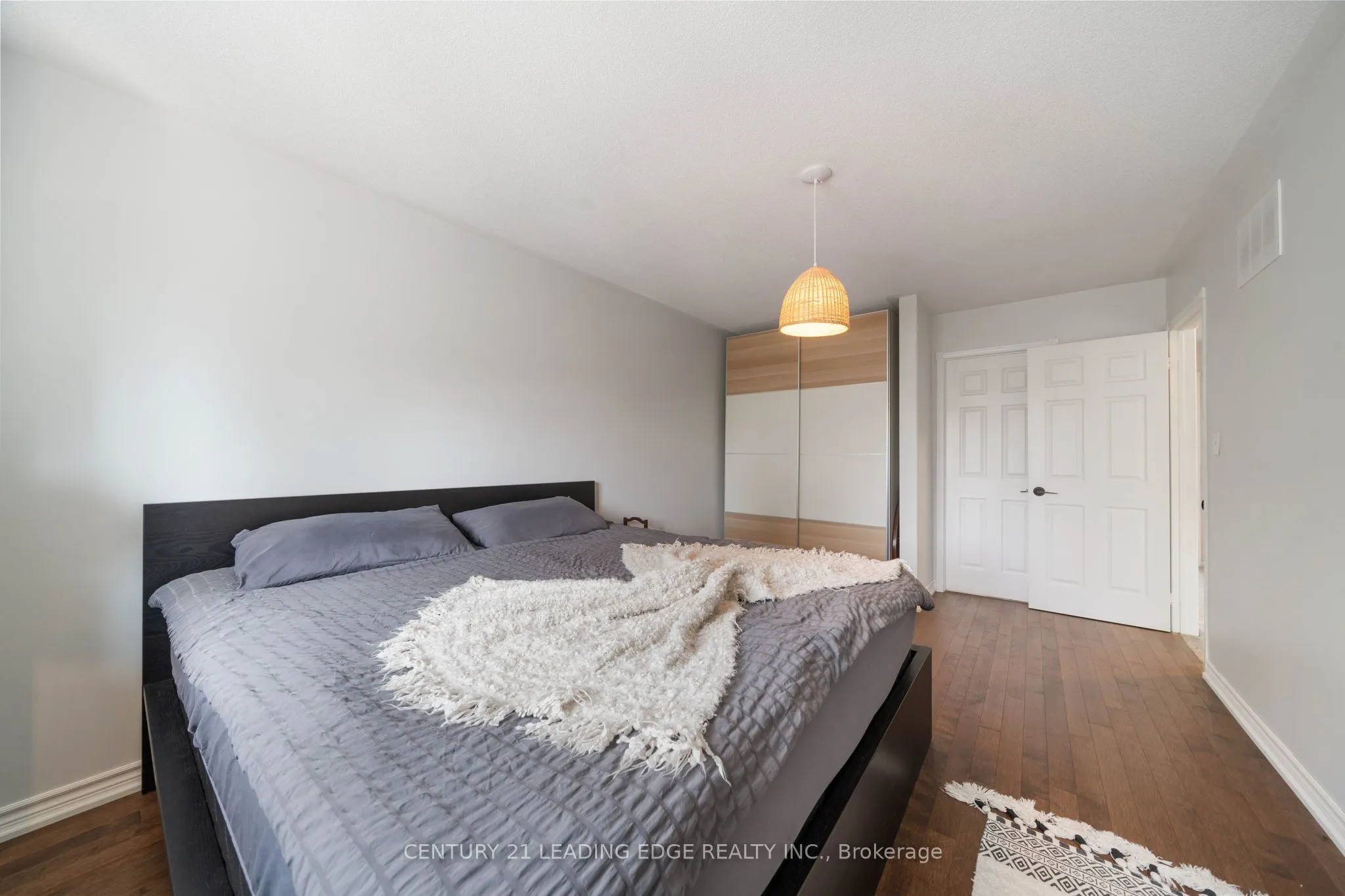 86 Breakwater Drive