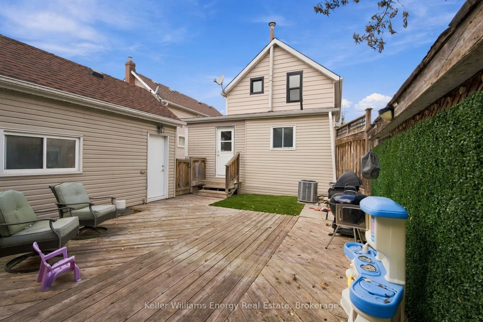 123 Barrie Avenue
