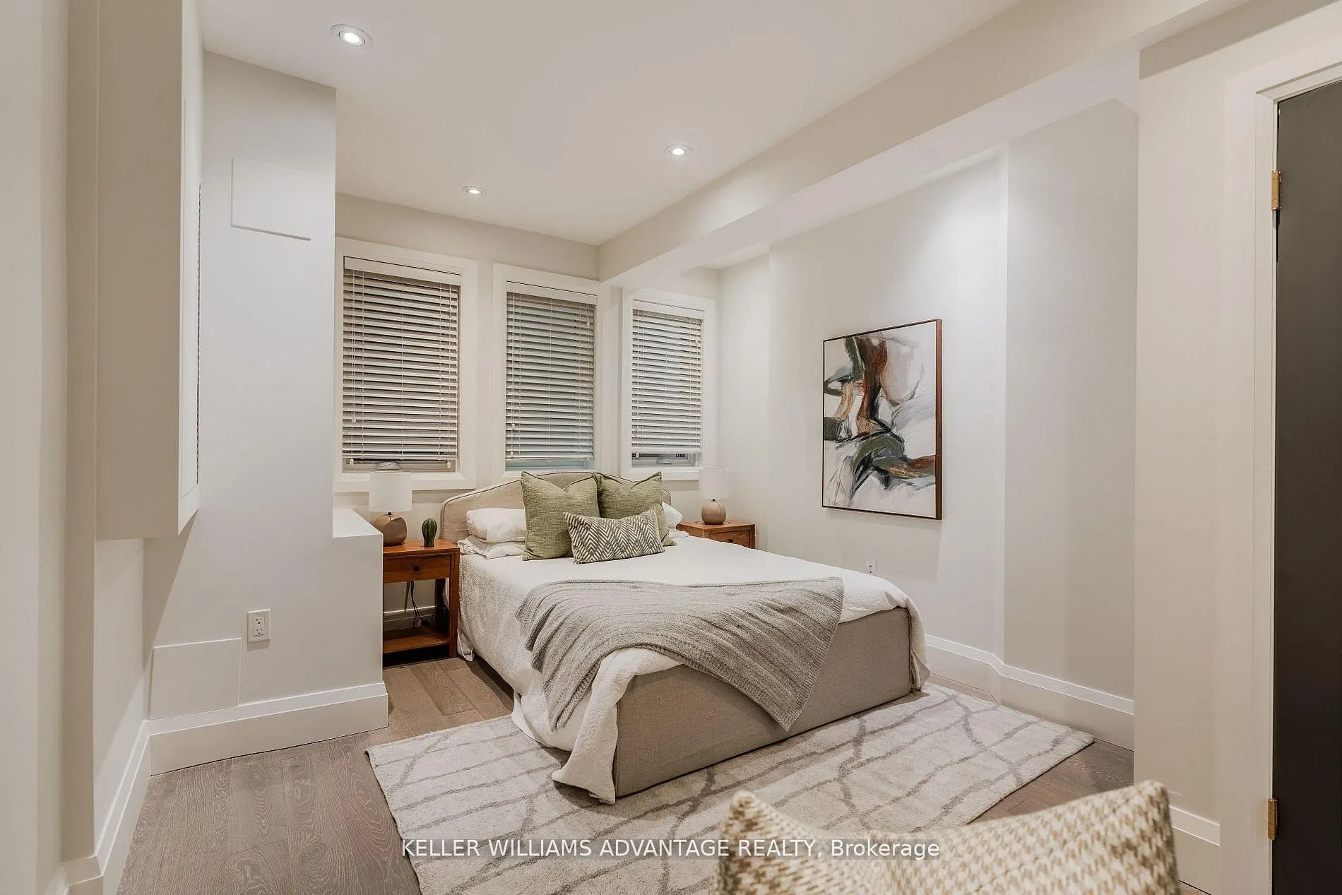 35 Duart Park Road #Lower